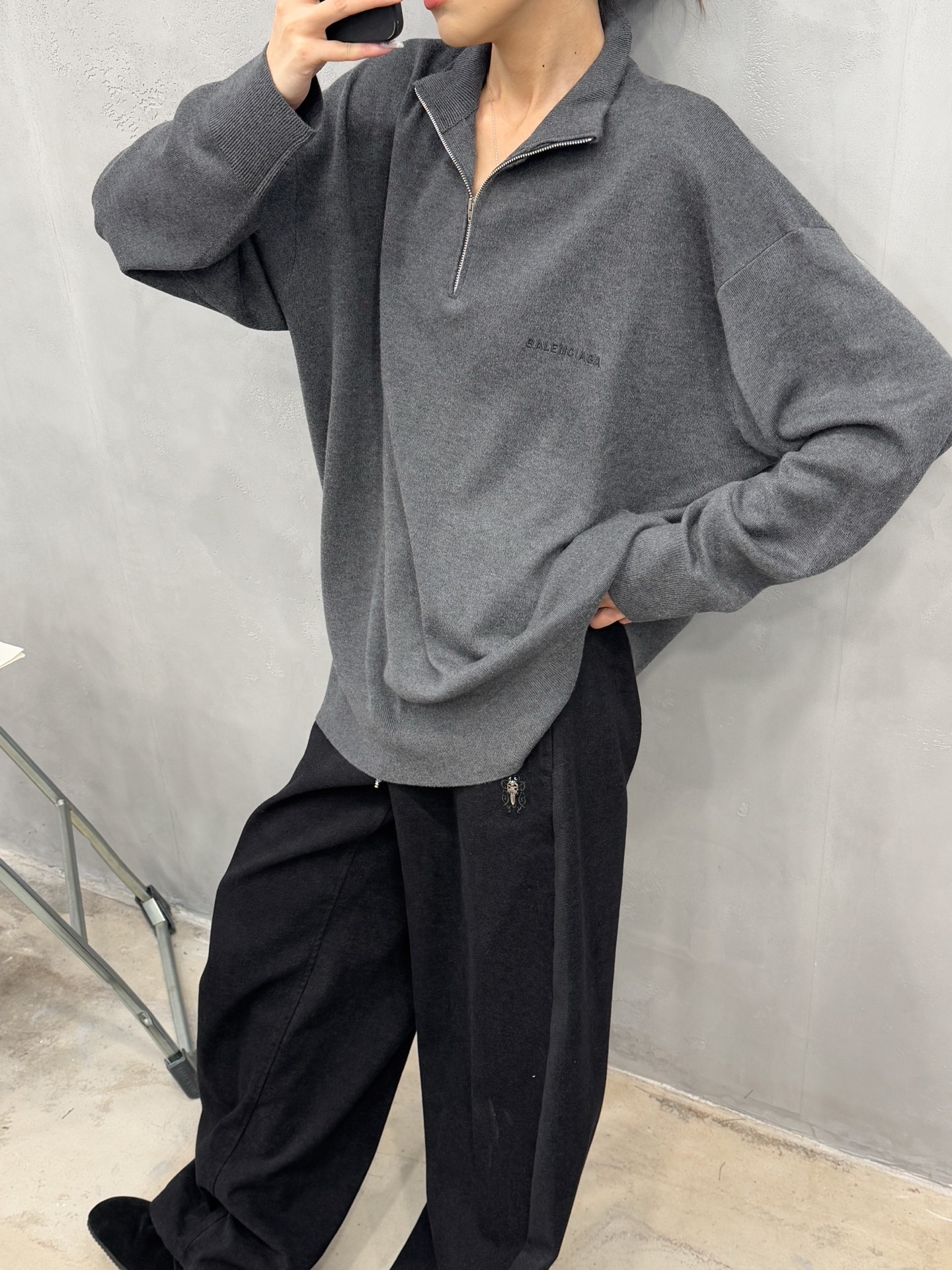 巴黎 ｜ 新款羊毛上衣，经典刺绣标，羊毛混纺纱线毛织，休闲时尚，男女同款，尺码sml