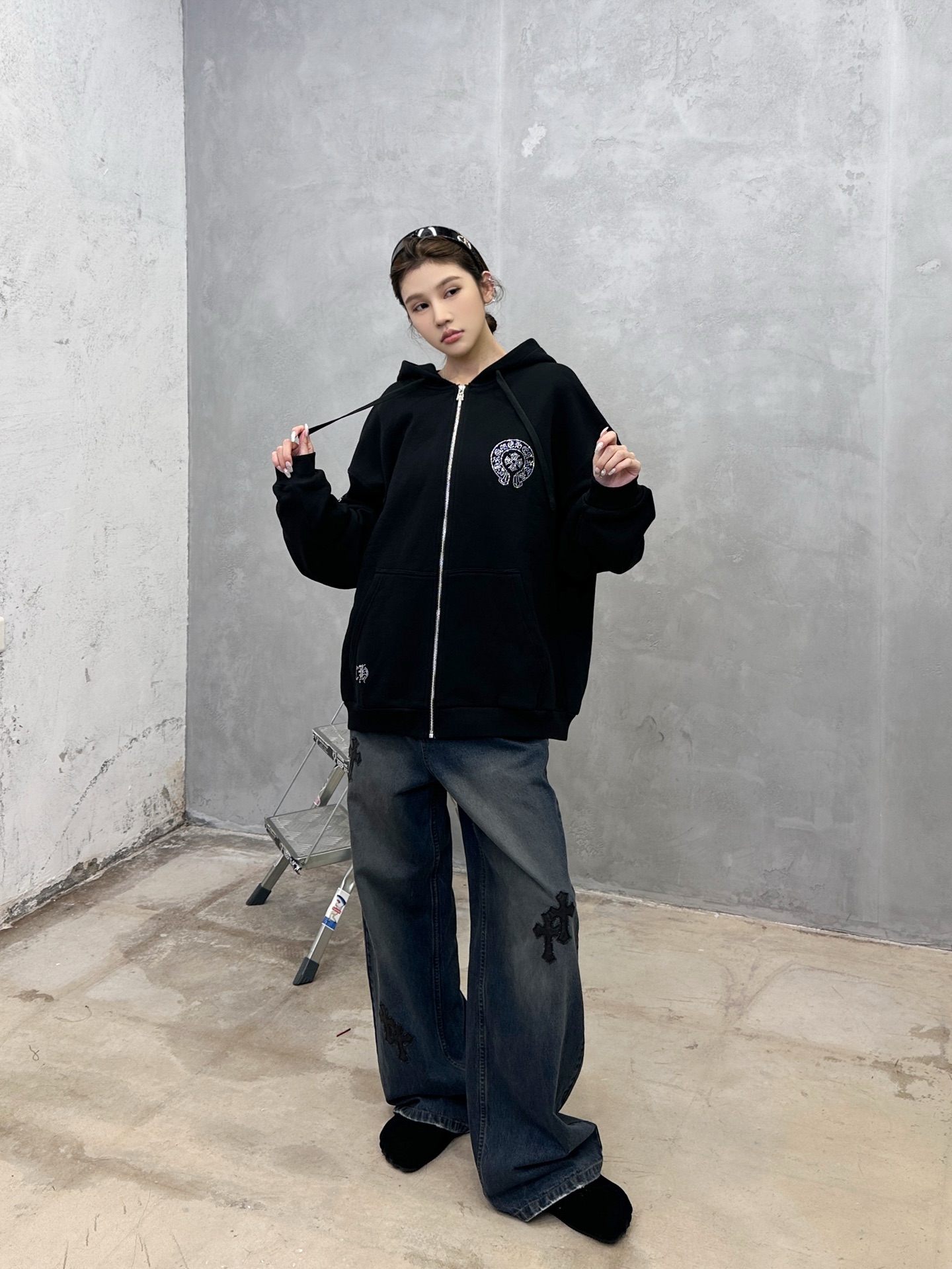 克罗心 ｜ 新款卫衣开衫，成衣洗水烫钻工艺，男女同款，尺码sml