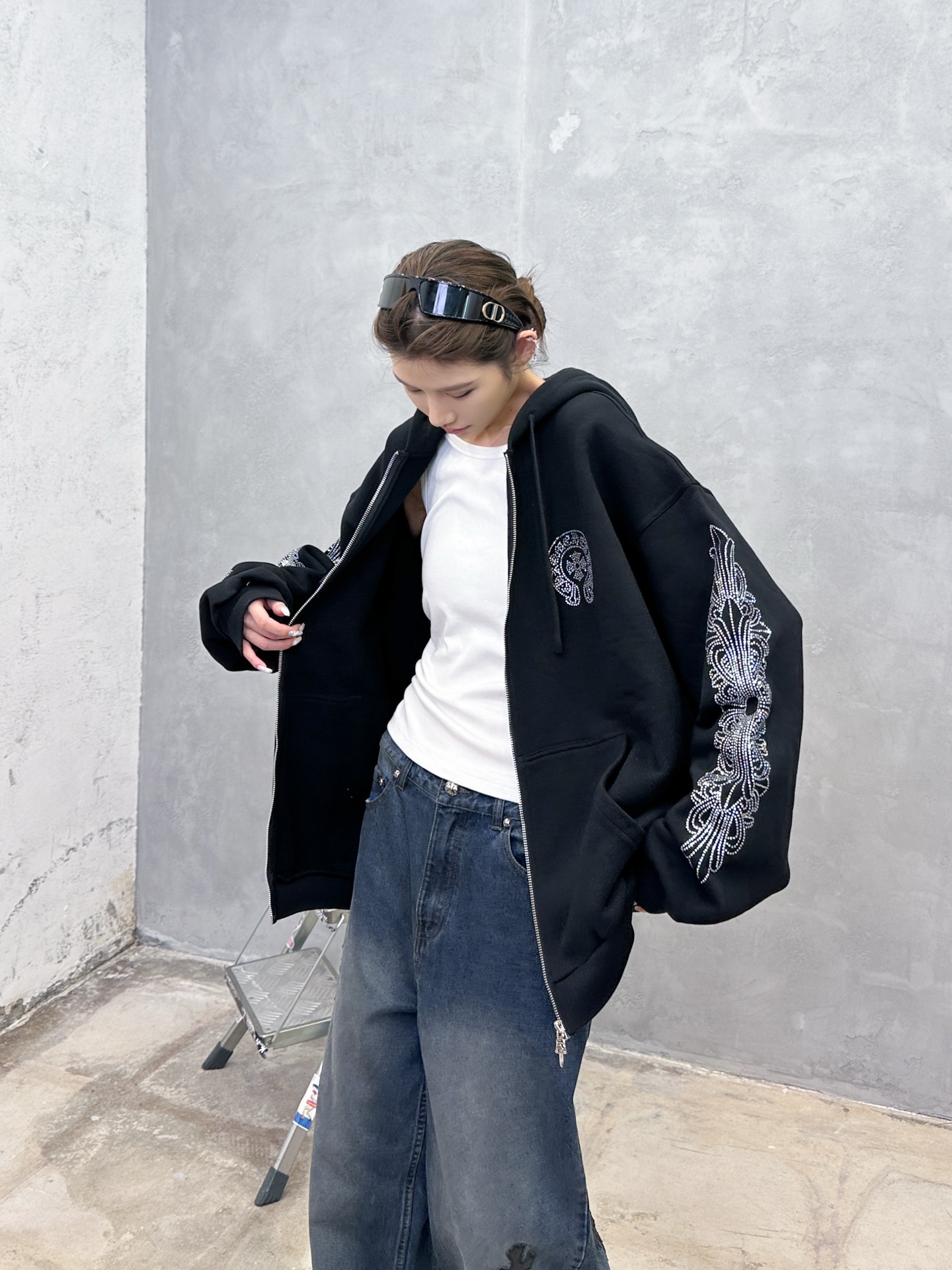 克罗心 ｜ 新款卫衣开衫，成衣洗水烫钻工艺，男女同款，尺码sml