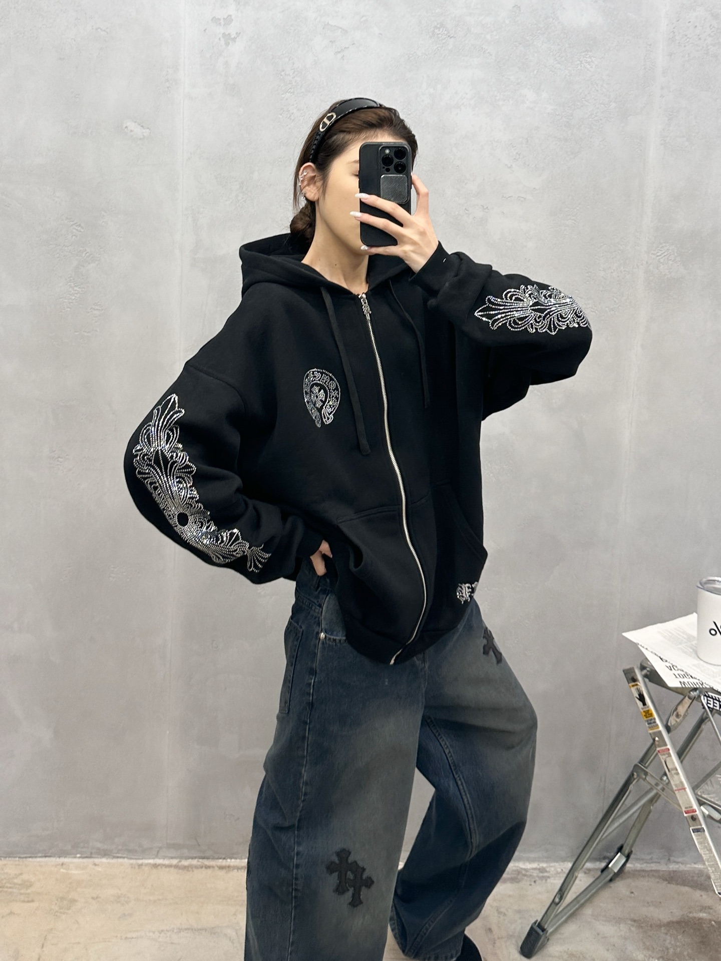 克罗心 ｜ 新款卫衣开衫，成衣洗水烫钻工艺，男女同款，尺码sml