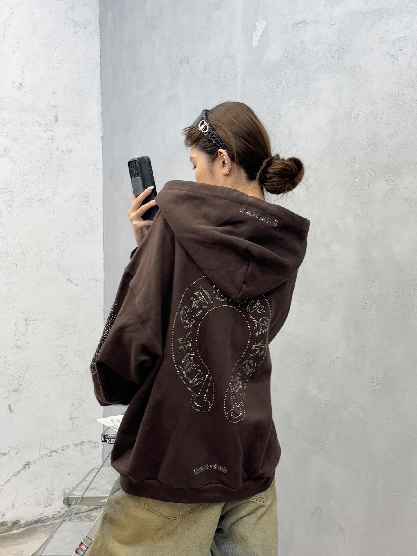 克罗心 ｜ 新款卫衣开衫，成衣洗水烫钻工艺，男女同款，尺码sml