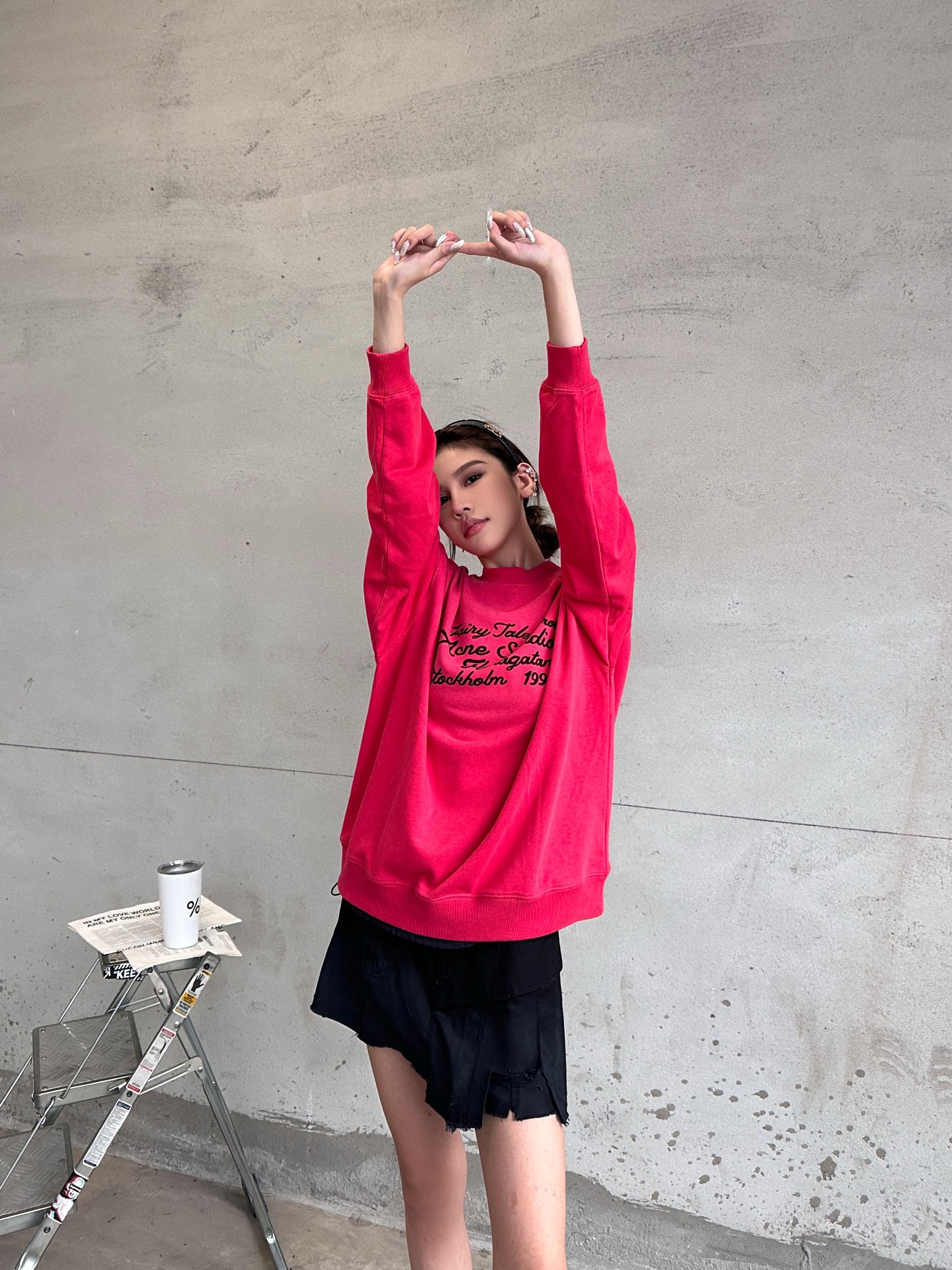 Acne ｜ 新款套头卫衣，成衣洗水炒色喷色工艺加前后印花，上下拼接假两件款式，男女同款，尺码sml