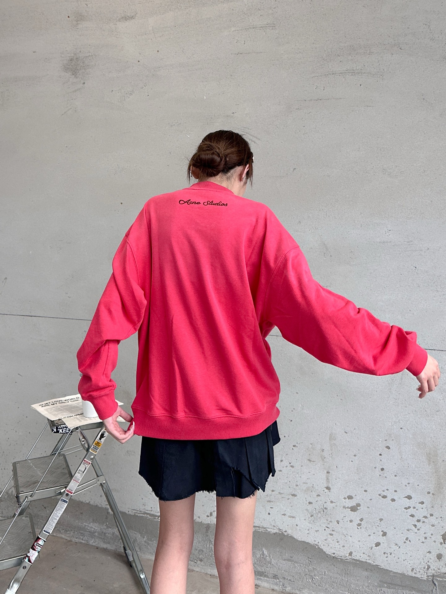 Acne ｜ 新款套头卫衣，成衣洗水炒色喷色工艺加前后印花，上下拼接假两件款式，男女同款，尺码sml