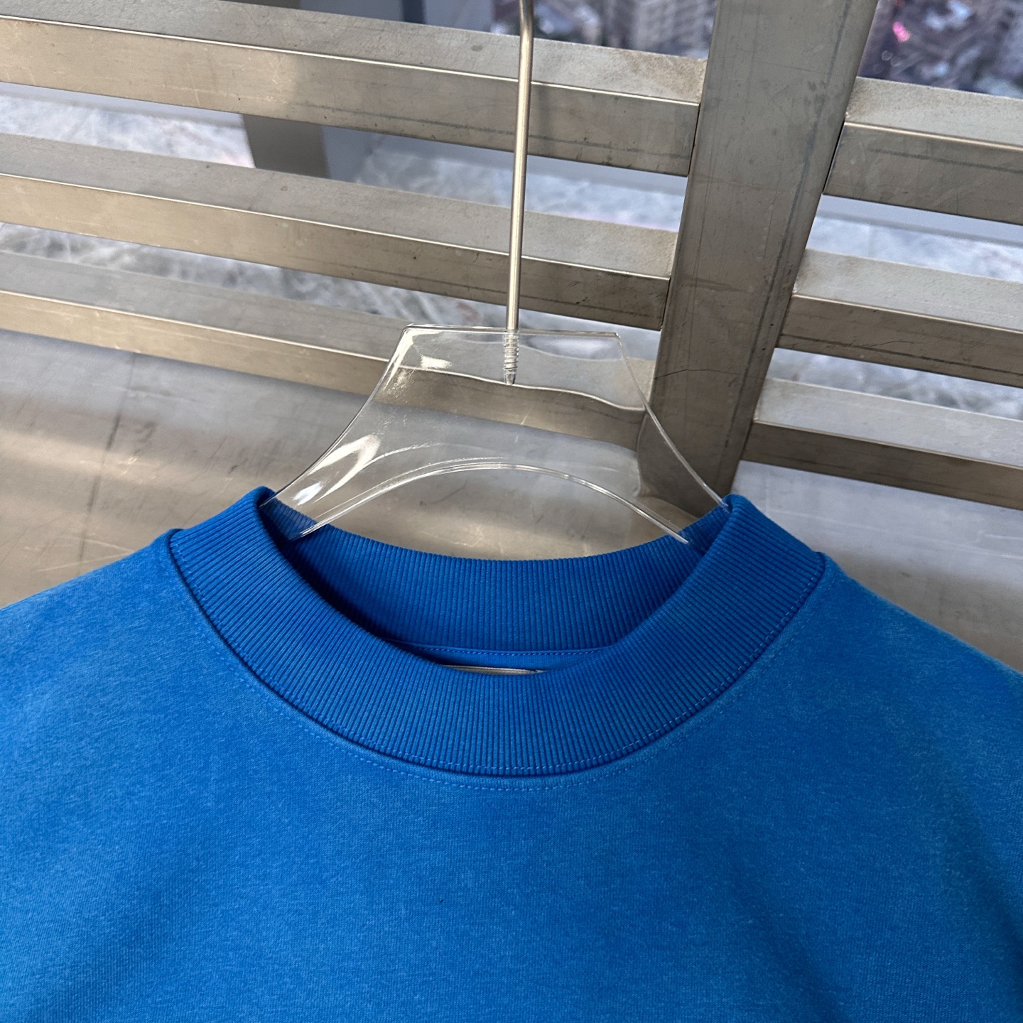 Acne ｜ 新款套头卫衣，成衣洗水炒色喷色工艺加前后印花，上下拼接假两件款式，男女同款，尺码sml