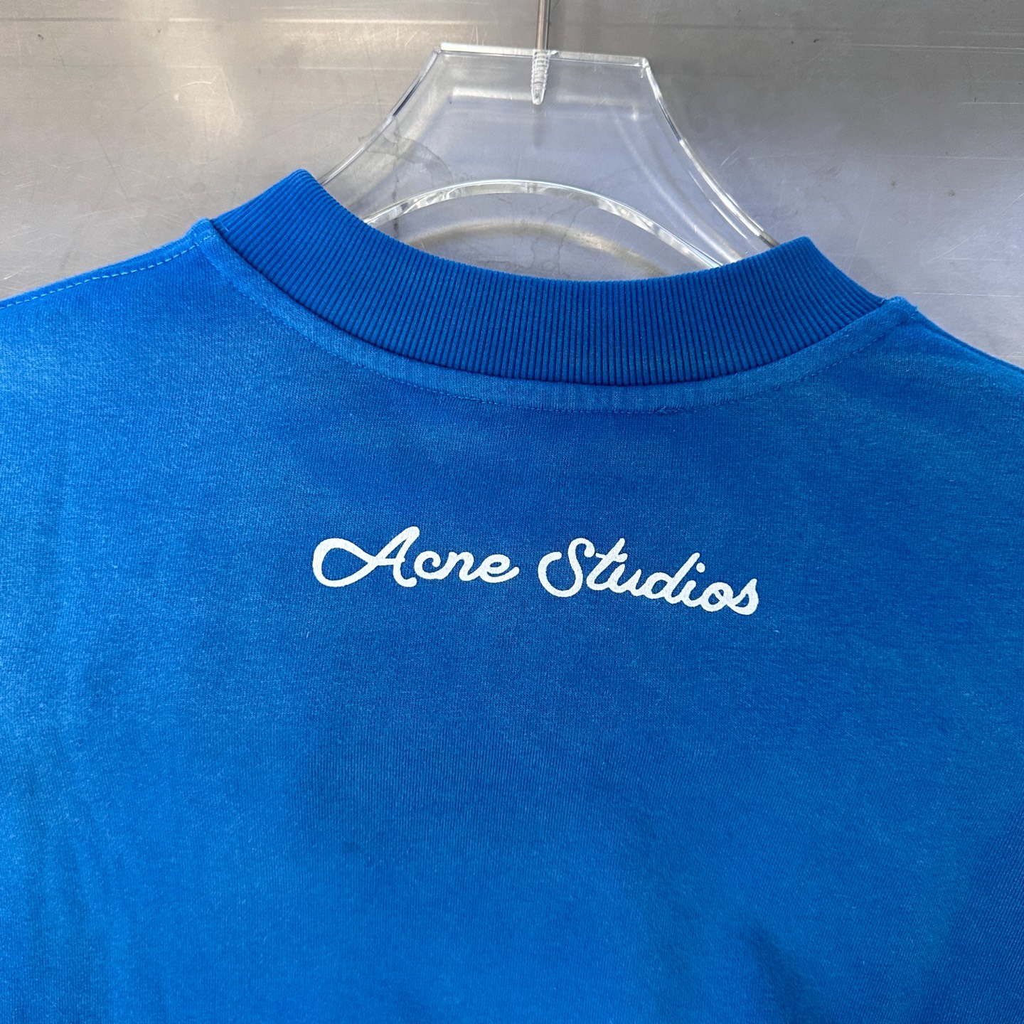 Acne ｜ 新款套头卫衣，成衣洗水炒色喷色工艺加前后印花，上下拼接假两件款式，男女同款，尺码sml