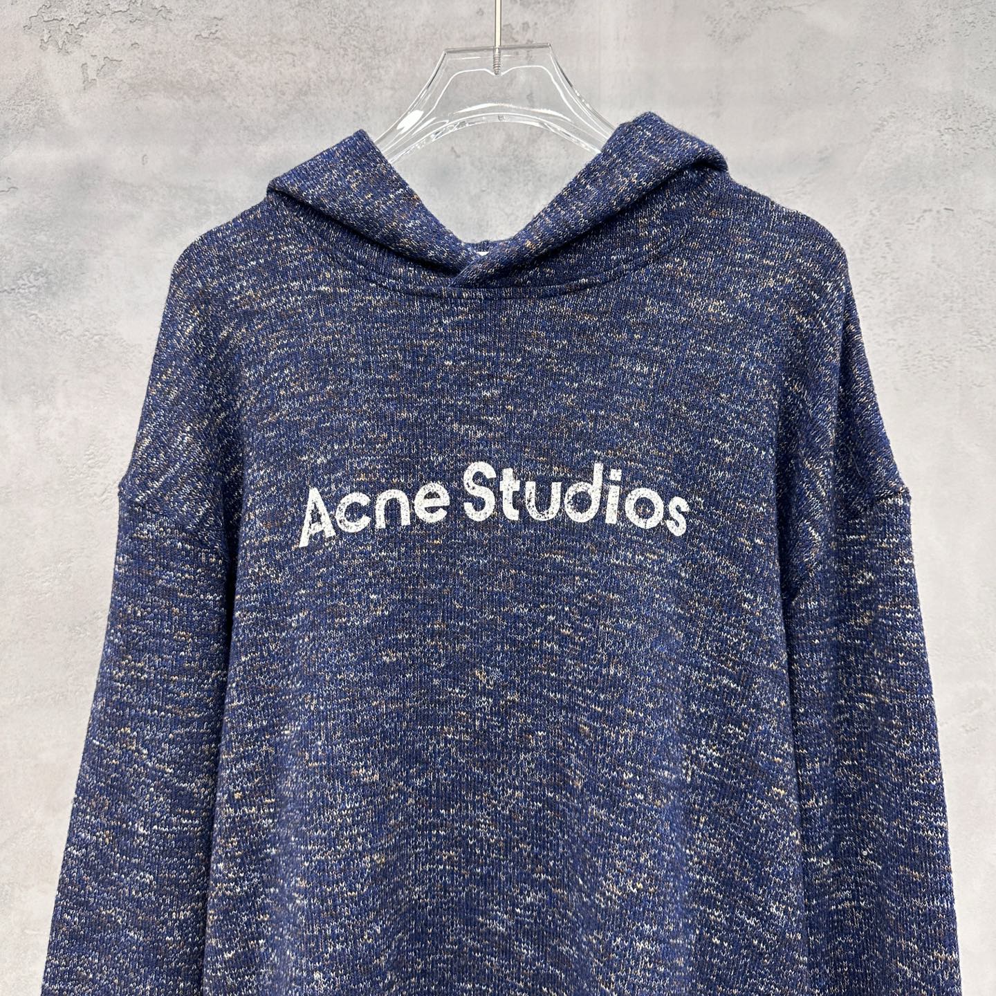 Acne ｜ 新款拼接套头卫衣，经典印花标，针梭织拼接工艺，特殊羊毛混纺面料，休闲时尚，男女同款，尺码s