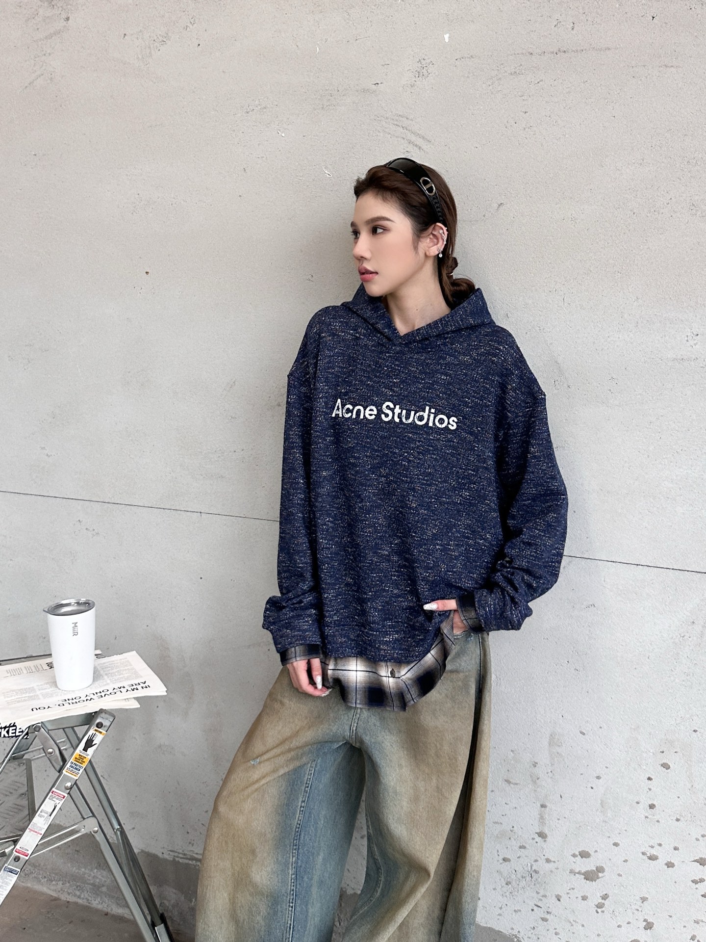 Acne ｜ 新款拼接套头卫衣，经典印花标，针梭织拼接工艺，特殊羊毛混纺面料，休闲时尚，男女同款，尺码s