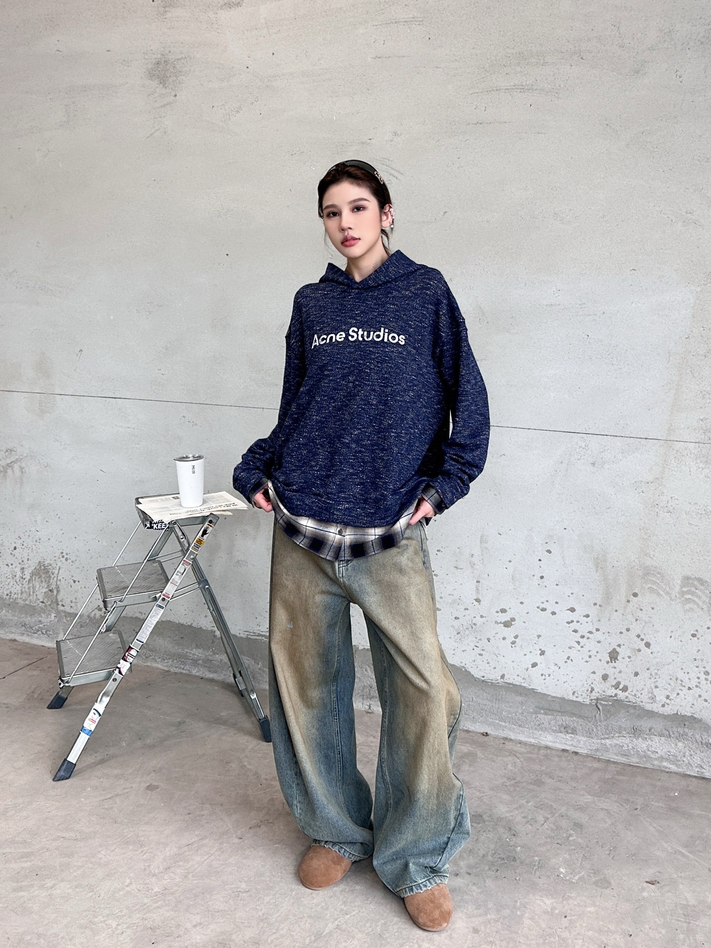 Acne ｜ 新款拼接套头卫衣，经典印花标，针梭织拼接工艺，特殊羊毛混纺面料，休闲时尚，男女同款，尺码s