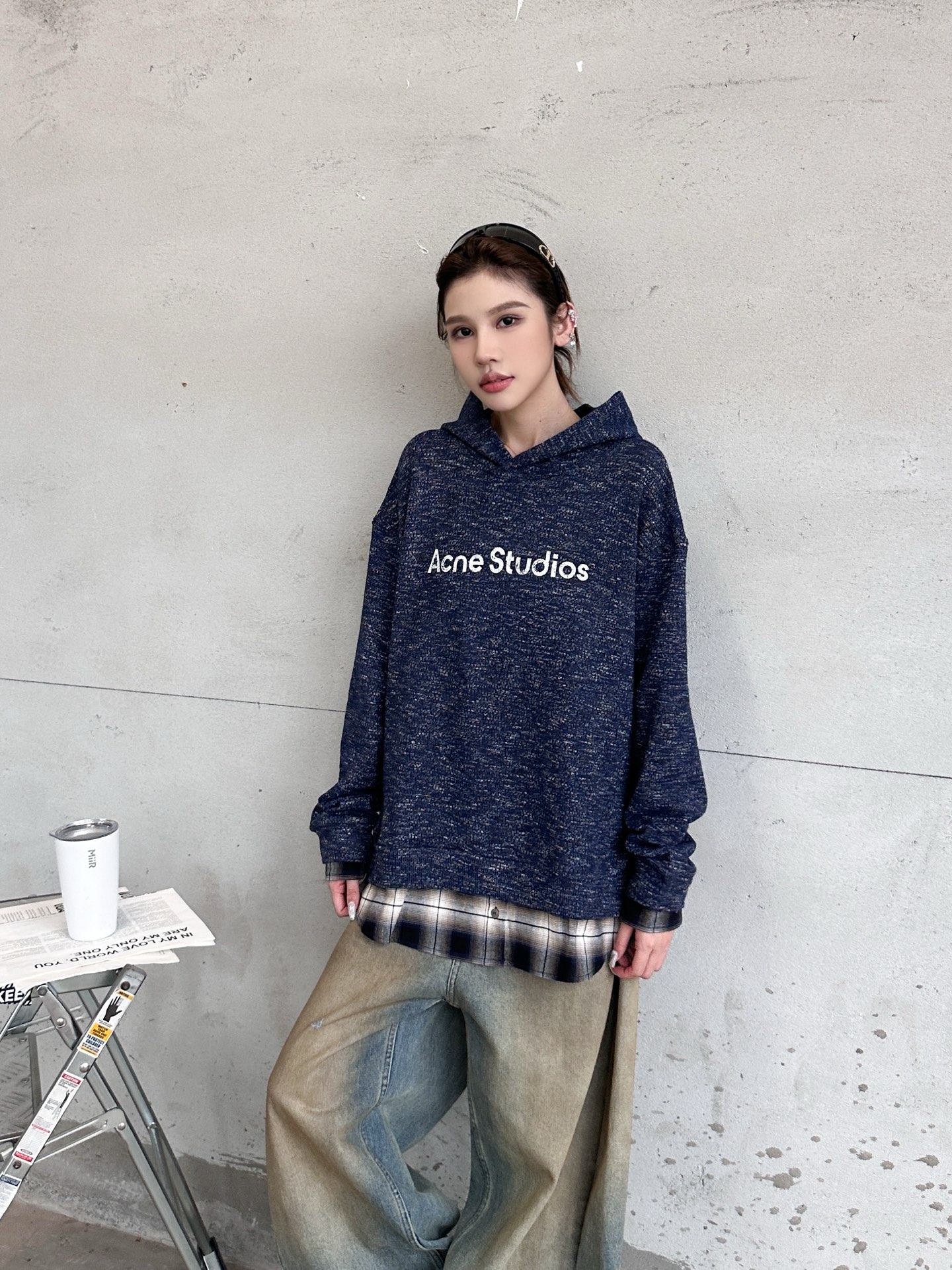 Acne ｜ 新款拼接套头卫衣，经典印花标，针梭织拼接工艺，特殊羊毛混纺面料，休闲时尚，男女同款，尺码s