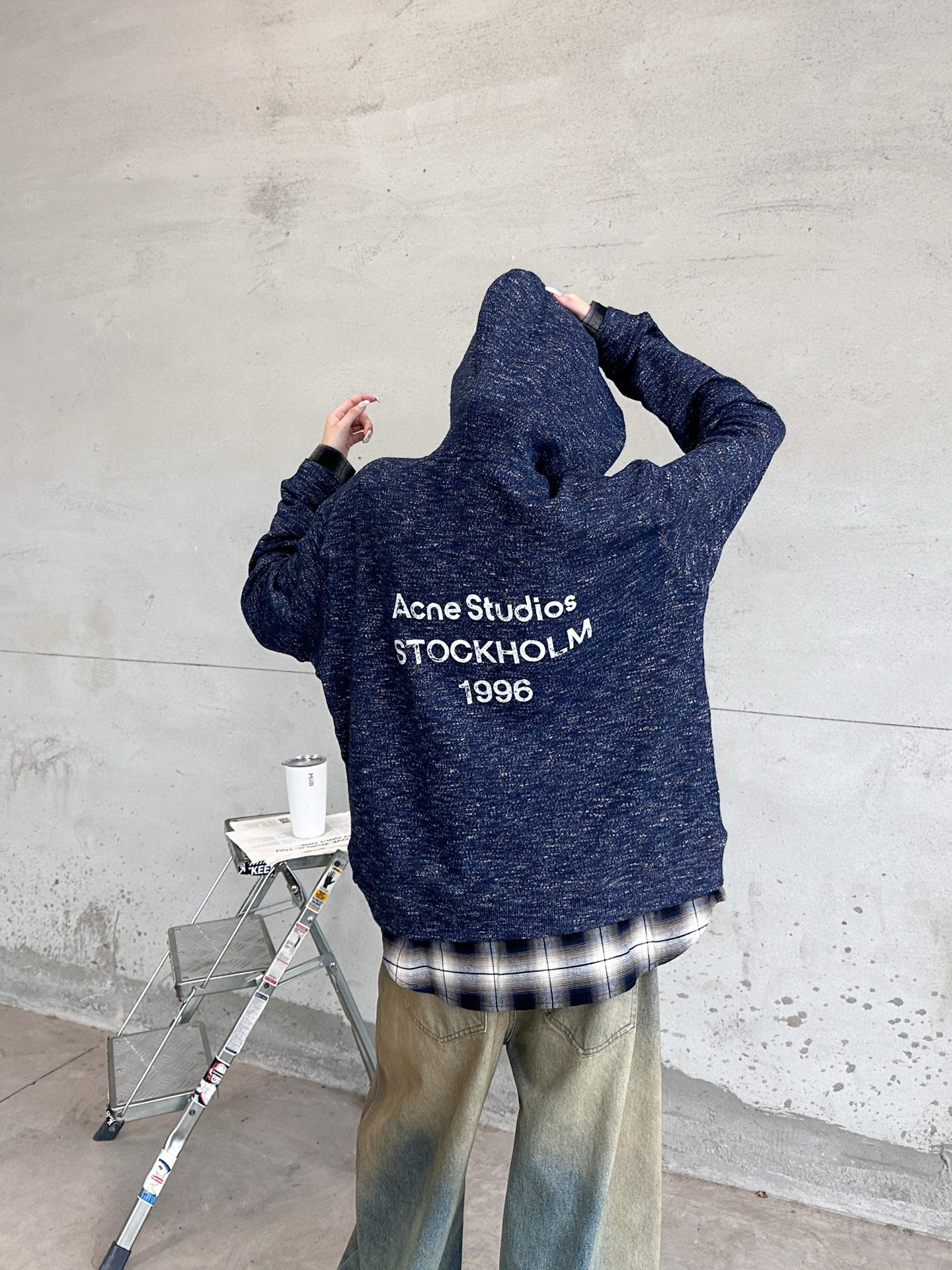 Acne ｜ 新款拼接套头卫衣，经典印花标，针梭织拼接工艺，特殊羊毛混纺面料，休闲时尚，男女同款，尺码s