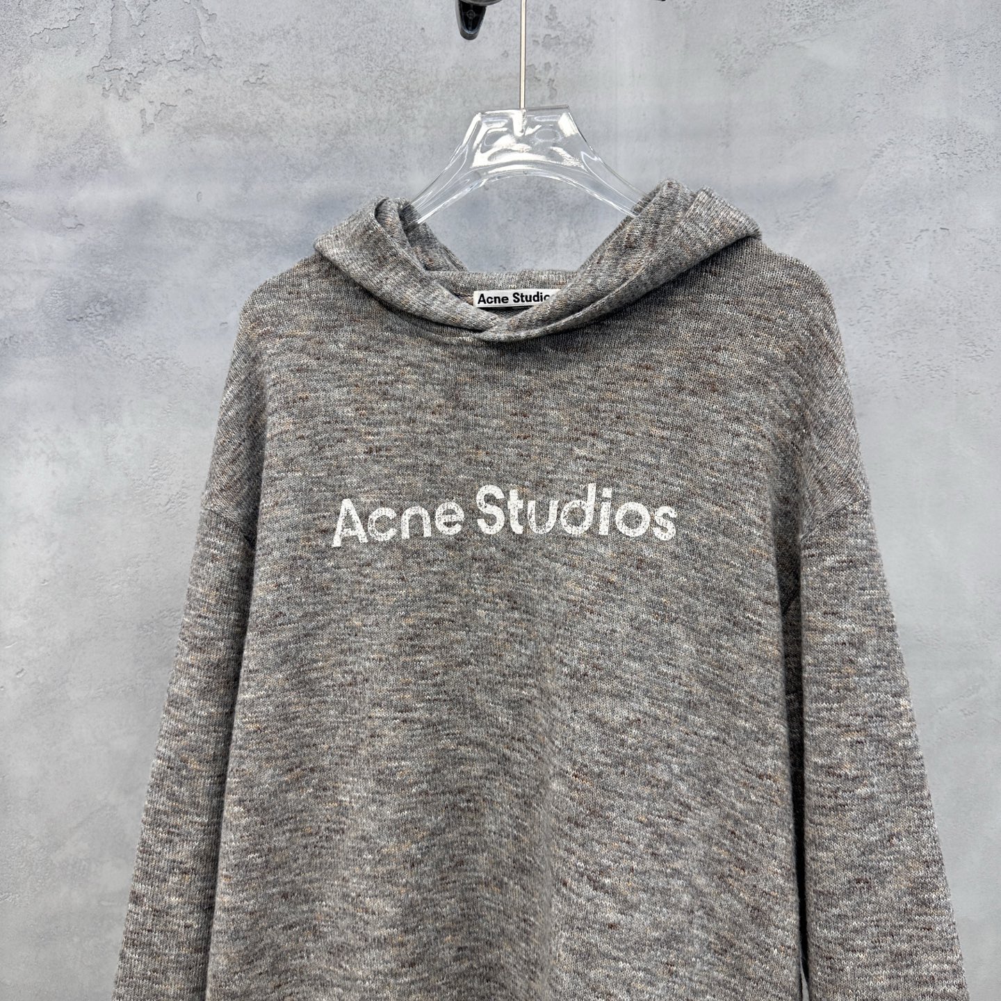 Acne ｜ 新款拼接套头卫衣，经典印花标，针梭织拼接工艺，特殊羊毛混纺面料，休闲时尚，男女同款，尺码s