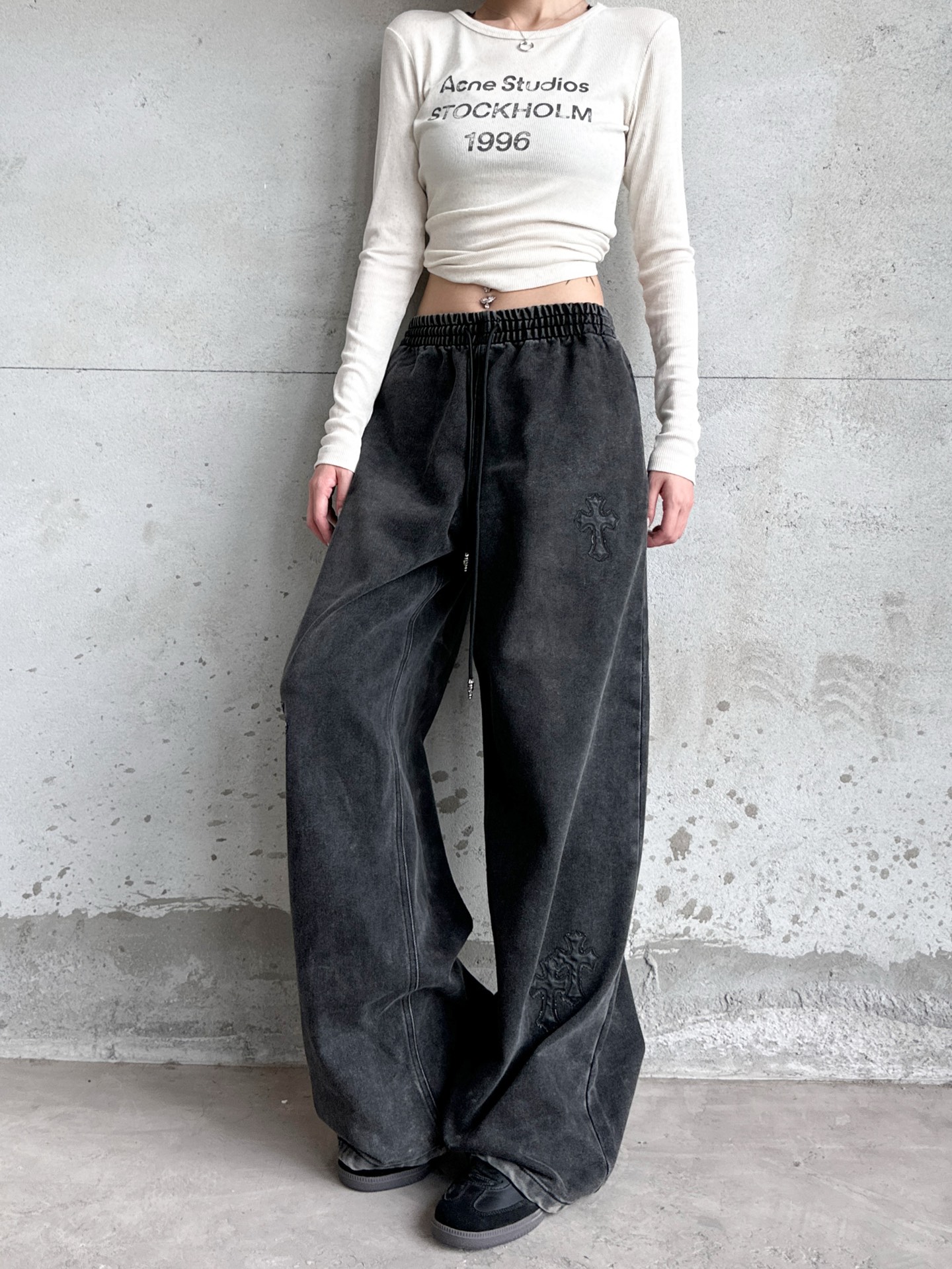 克罗心 ｜ 新款牛仔裤，成衣洗水手工刺绣十字标工艺，高密加绒牛仔面料，男女同款，尺码sml