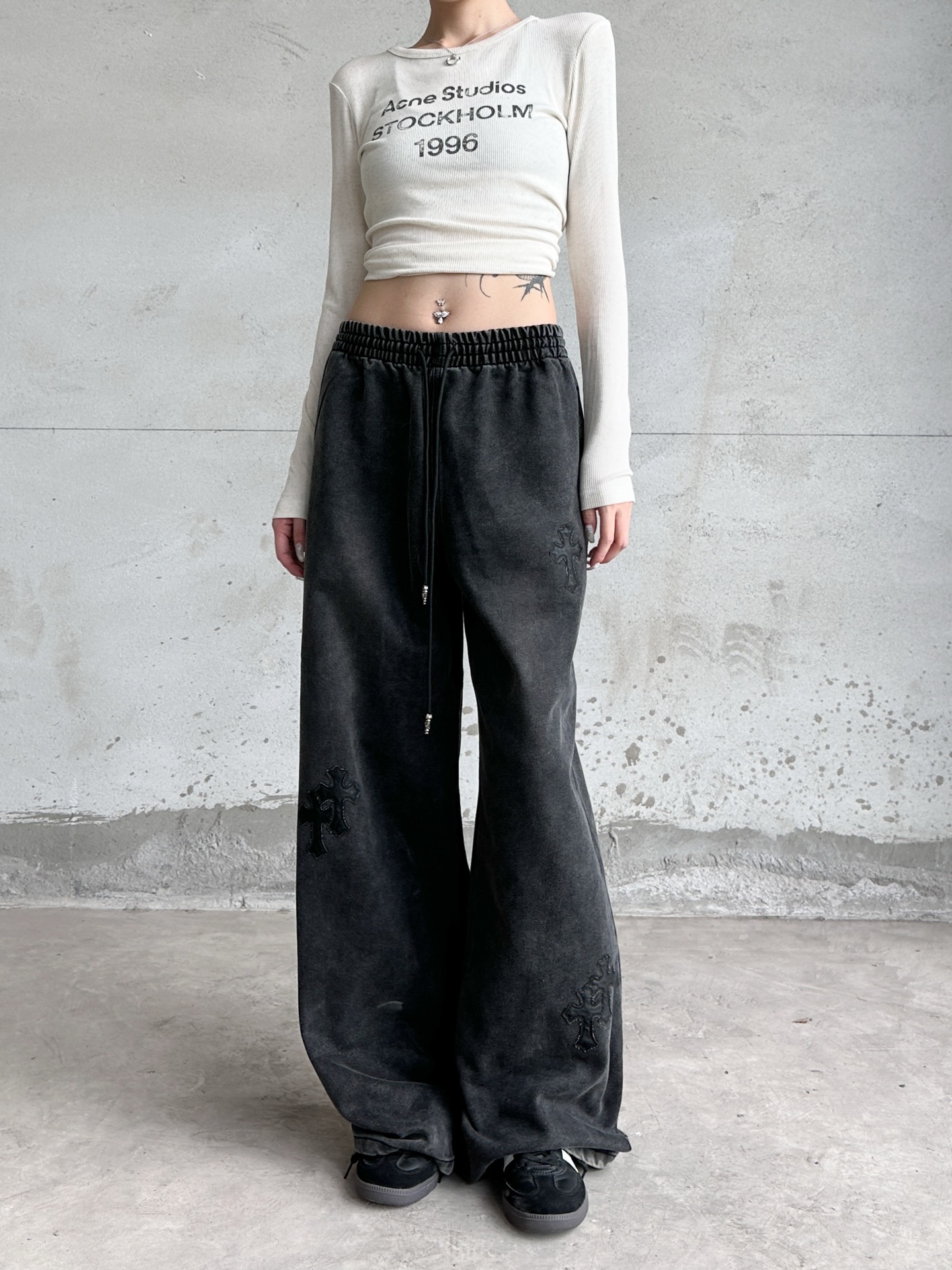 克罗心 ｜ 新款牛仔裤，成衣洗水手工刺绣十字标工艺，高密加绒牛仔面料，男女同款，尺码sml