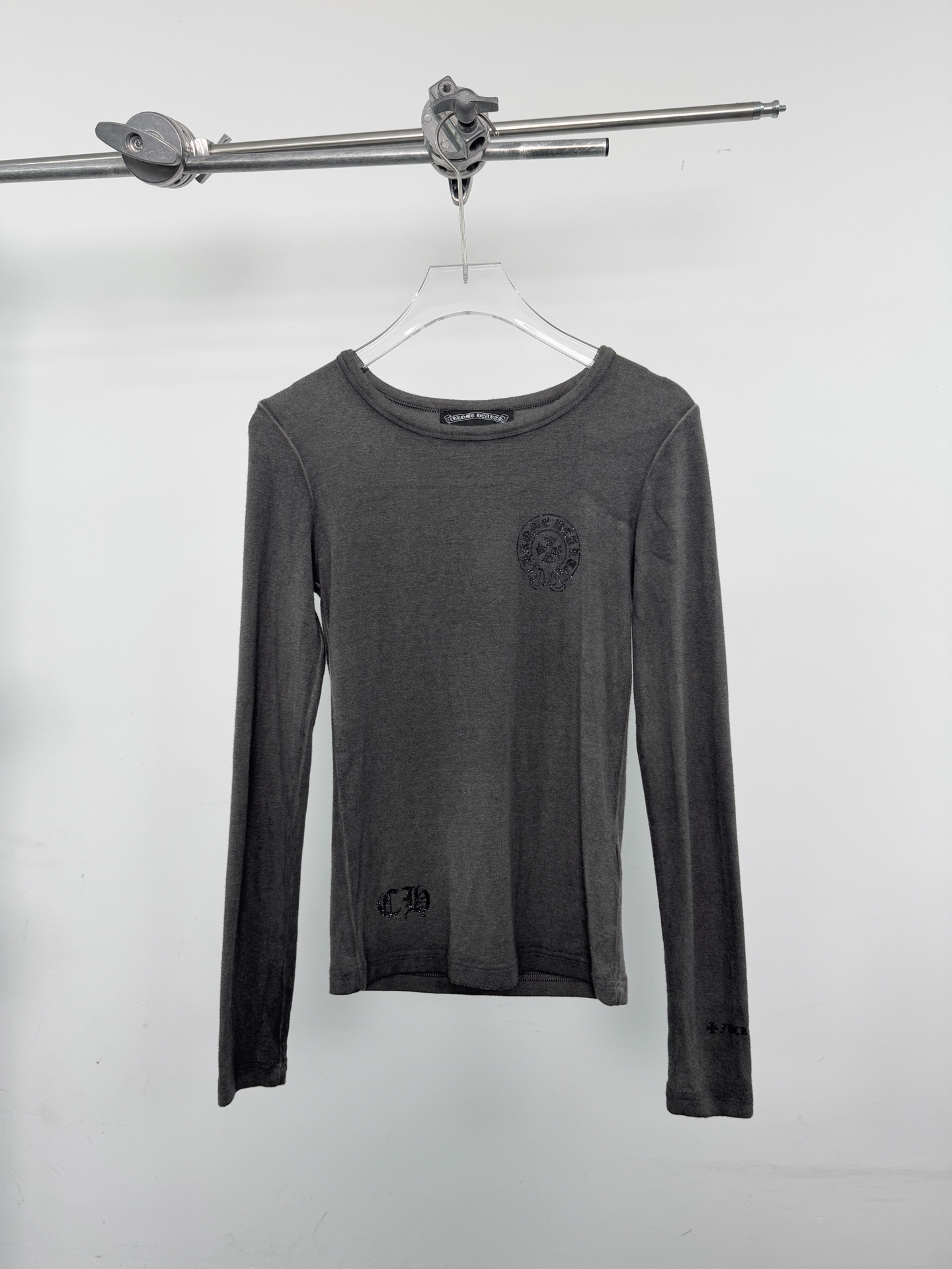 克罗心 ｜ 新款长袖打底，成衣洗水炒色工艺加5处印花，人棉混纺面料亲肤感超强，尺码sml