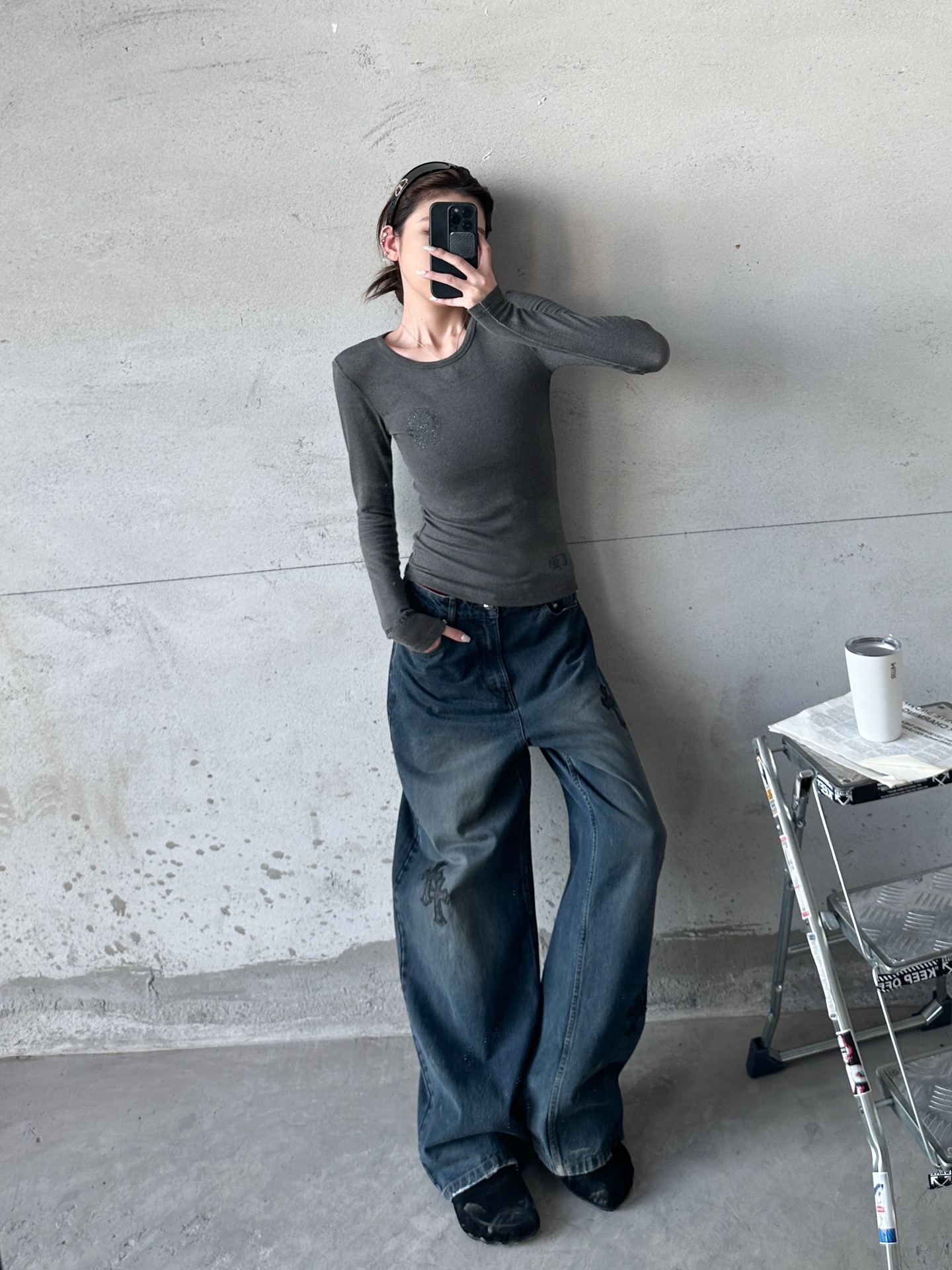 克罗心 ｜ 新款长袖打底，成衣洗水炒色工艺加5处印花，人棉混纺面料亲肤感超强，尺码sml