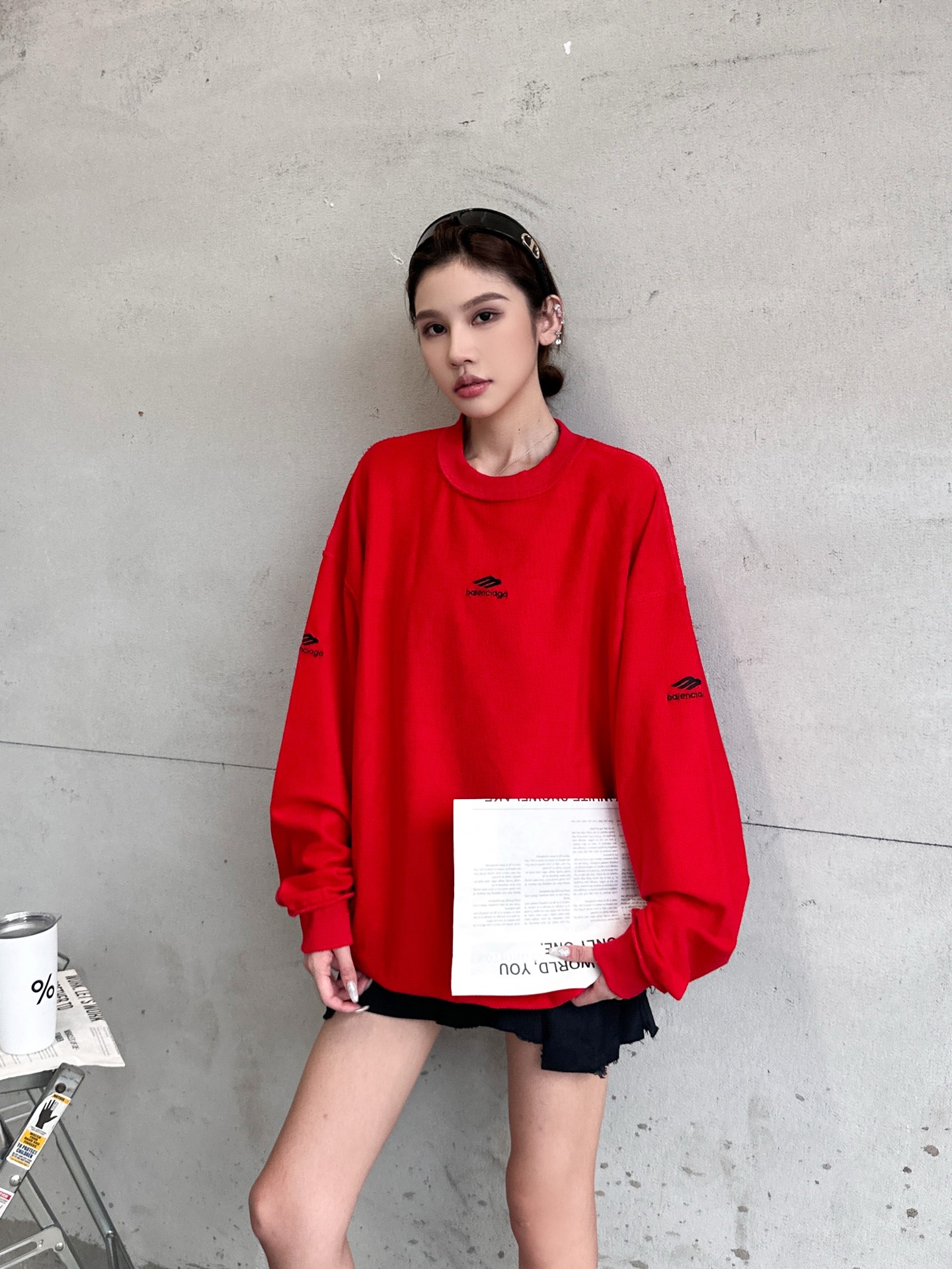 巴黎 ｜ 新款圆领卫衣，成衣洗水炒色吊磨工艺加四处绣花，男女同款，尺码sml