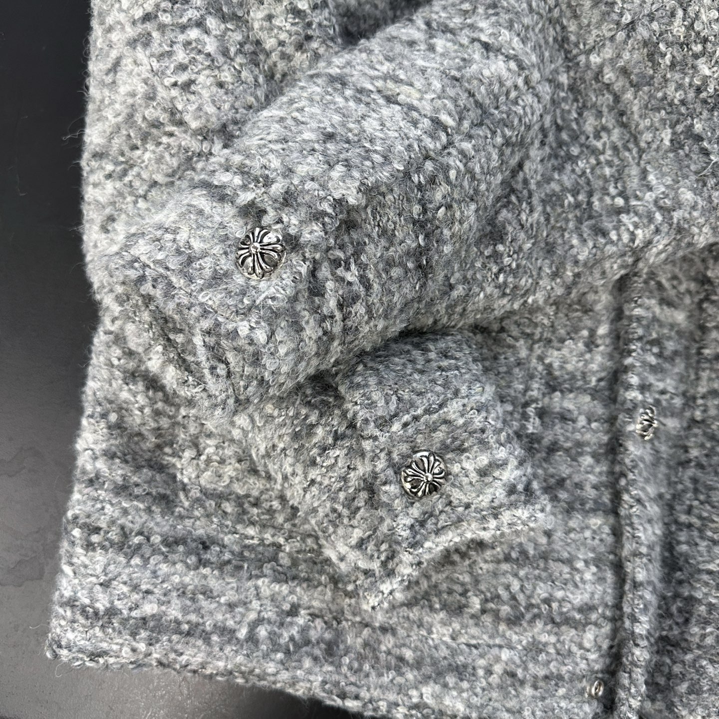 🌾克罗心 ｜ 新款棉服外套，全手工切皮刺绣十字标，进口羊毛混纺面料，提花定织里布，休闲时尚，尺码sml