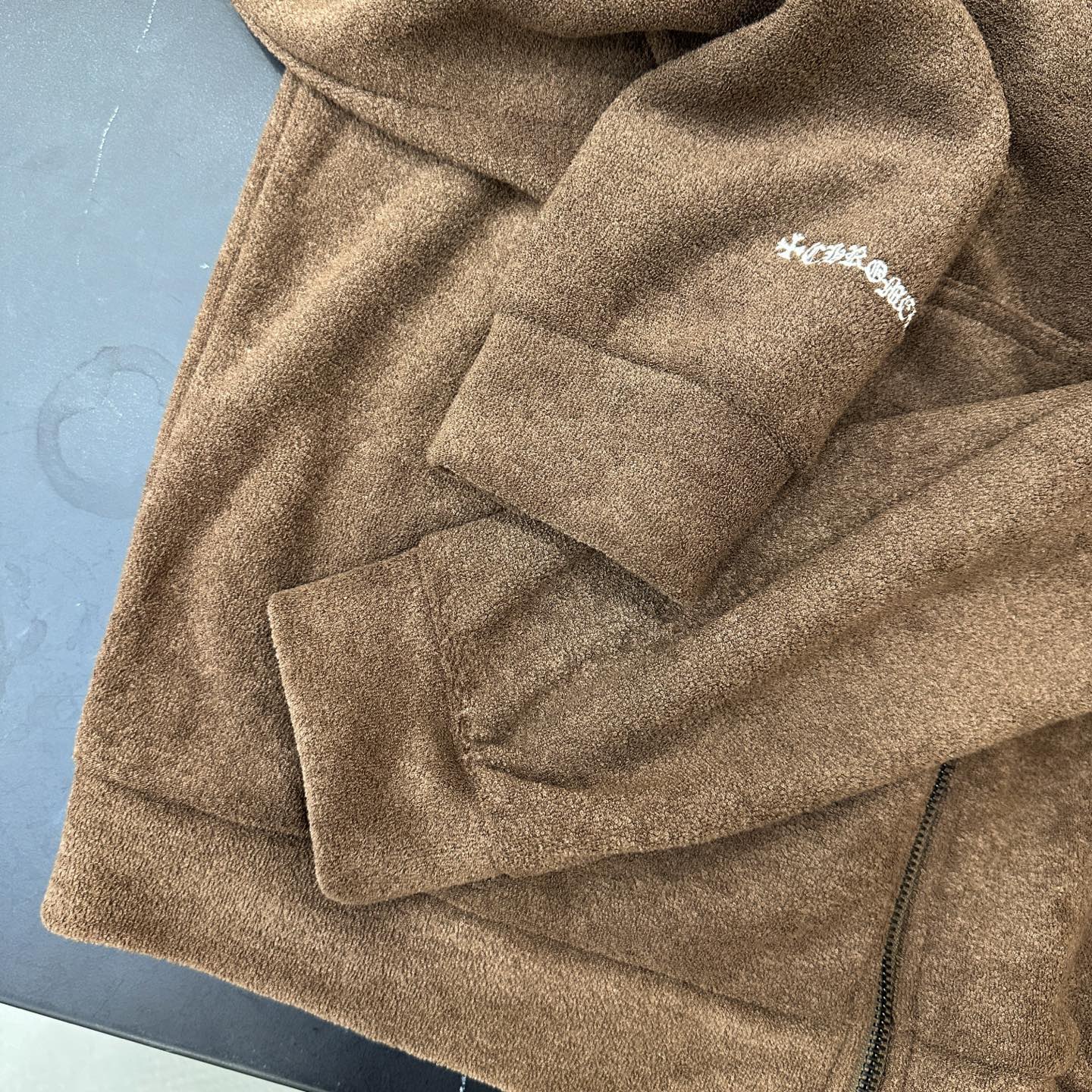 🌾克罗心 ｜ 新款摇粒绒开衫，经典刺绣标工艺，进口高密保暖摇粒绒开衫，男女同款，尺码sml