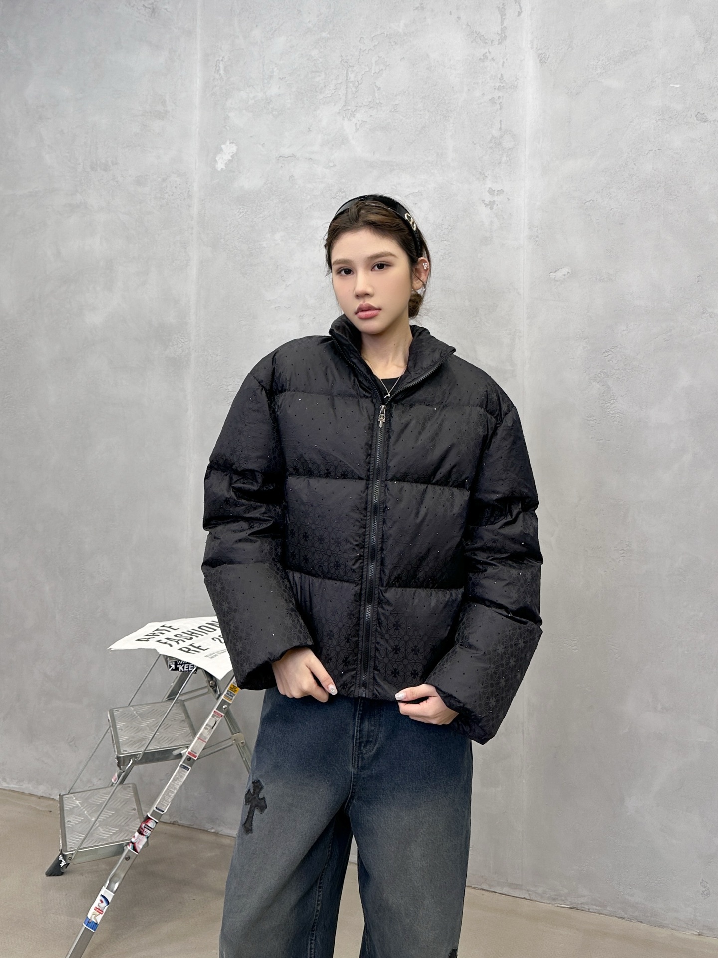 🌾克罗心 ｜ 新款羽绒服，品牌经典提花面料加全身成衣烫钻工艺，90白鹅绒填充，尺码sml