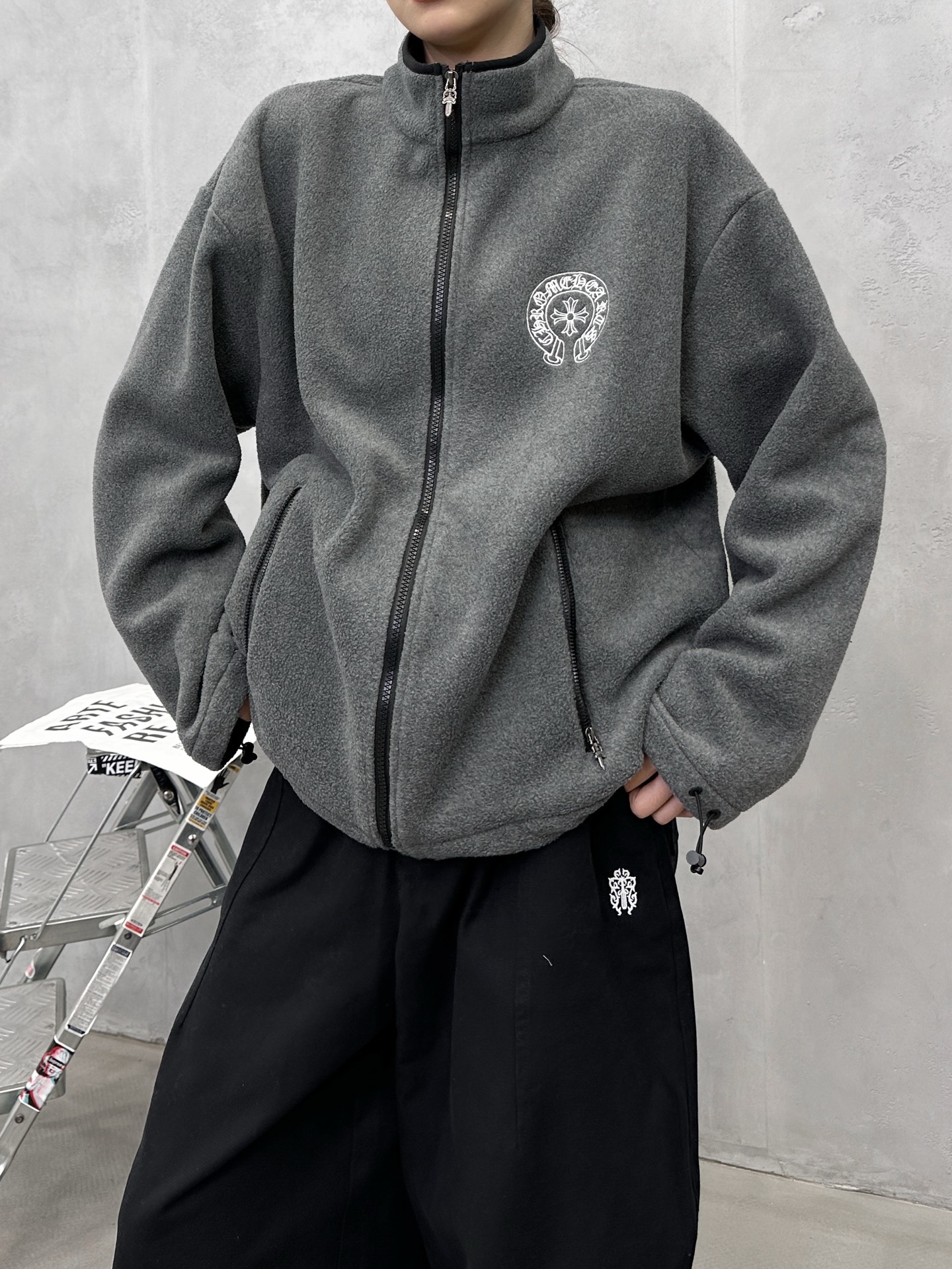 🌾克罗心 ｜ 新款摇粒绒开衫，经典刺绣标，高密保暖摇粒绒面料，休闲时尚，男女同款，尺码sml