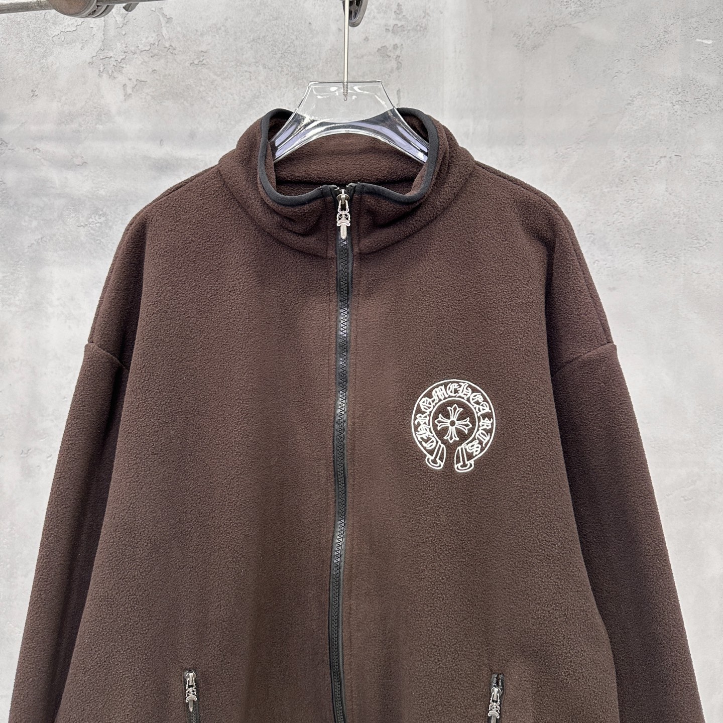 🌾克罗心 ｜ 新款摇粒绒开衫，经典刺绣标，高密保暖摇粒绒面料，休闲时尚，男女同款，尺码sml