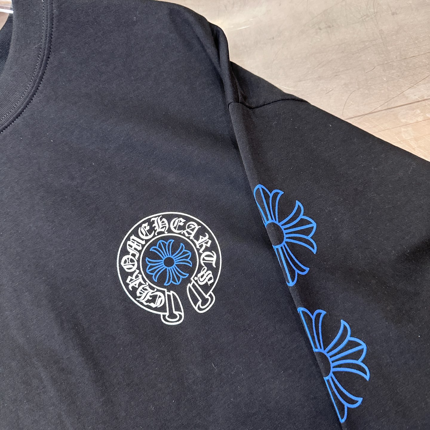 🌾克罗心 ｜ 新款长袖t，成衣洗水加5处印花工艺，男女同款，尺码sml