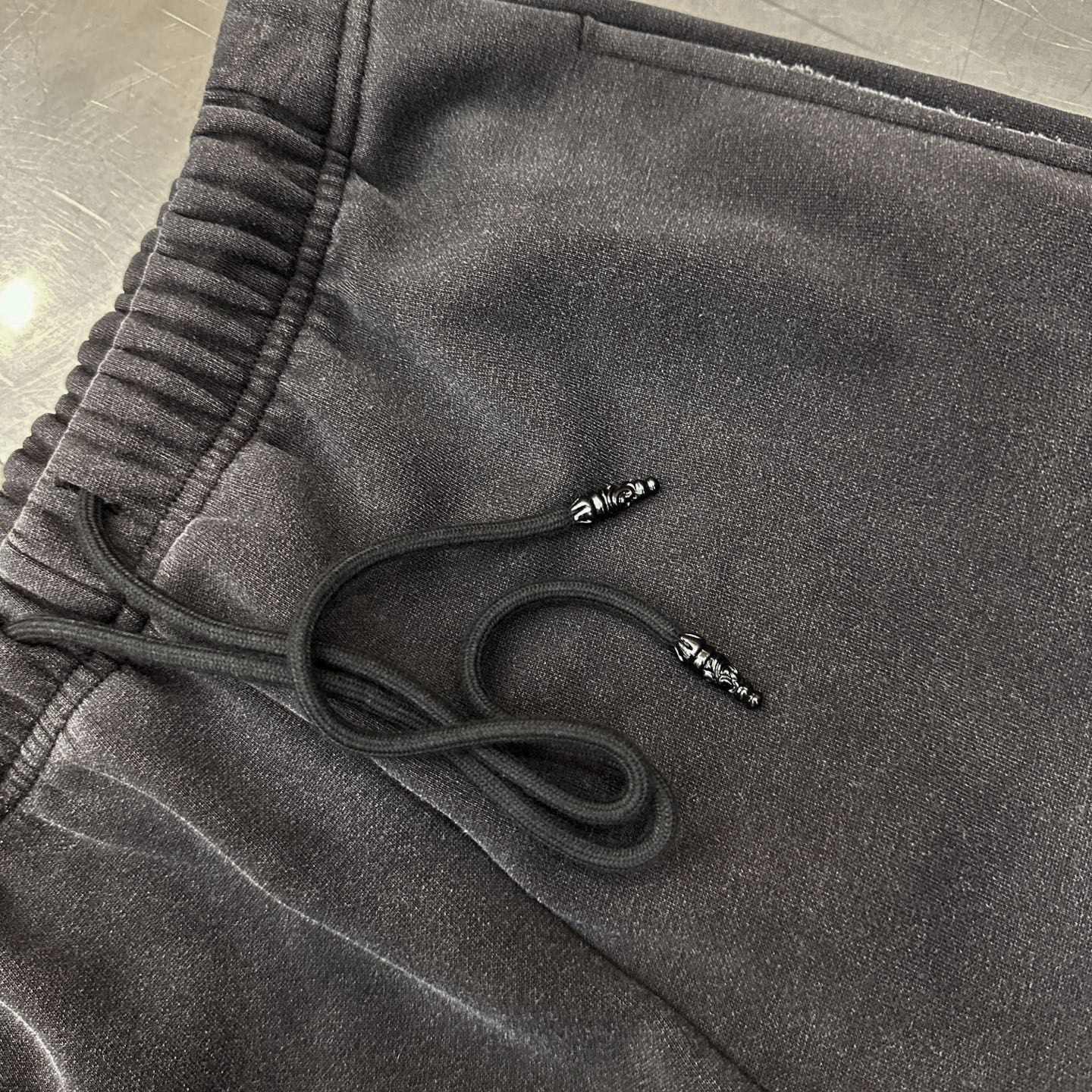 🌾克罗心 ｜ 新款卫裤，成衣洗水炒色吊磨工艺加前后刺绣标，洗褪抓绒面料，时尚保暖，男女同款，尺码sml