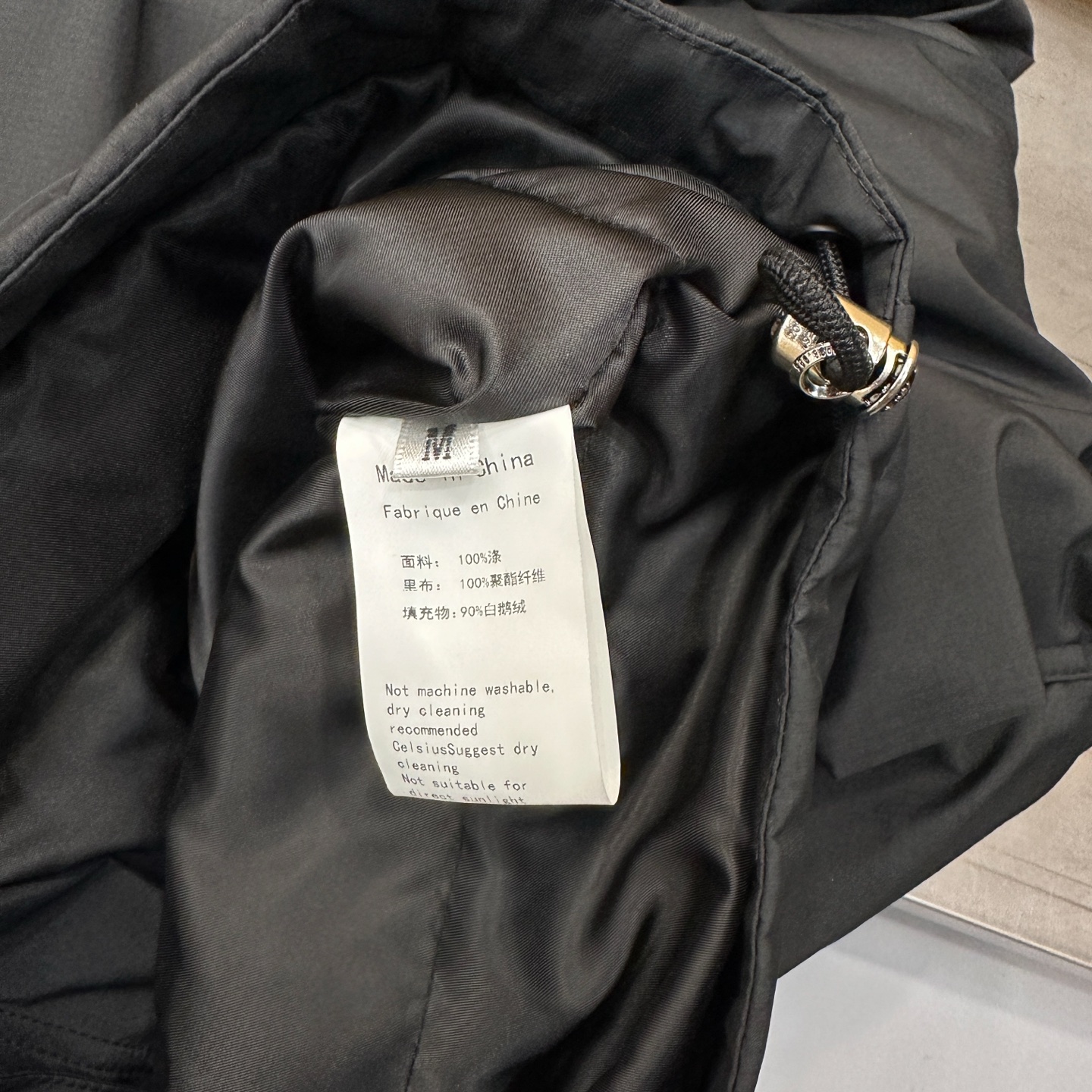 🌾克罗心 ｜ 新款羽绒服，经典印花标，复杂结构款式，90白鹅绒填充，都市户外休闲，男女同款，尺码sml