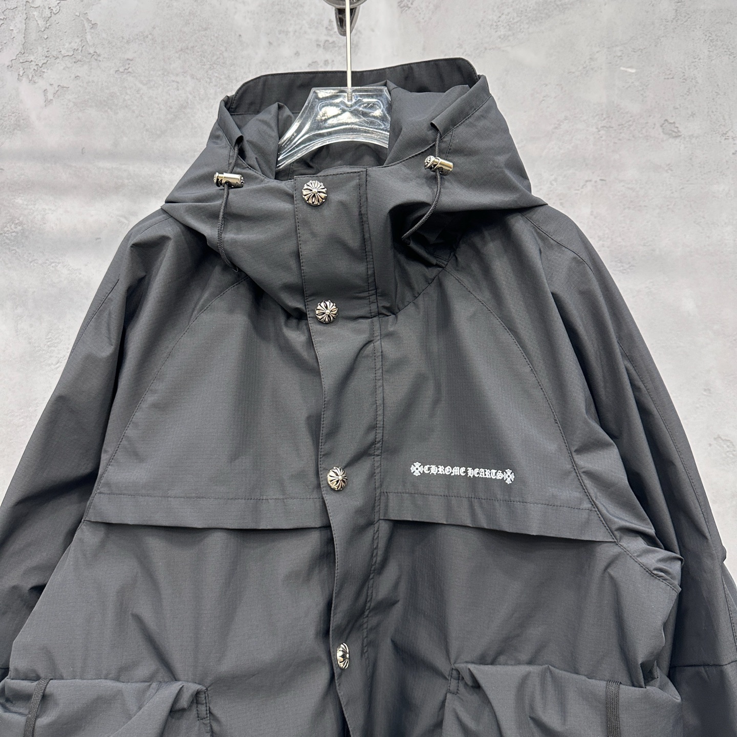 🌾克罗心 ｜ 新款羽绒服，经典印花标，复杂结构款式，90白鹅绒填充，都市户外休闲，男女同款，尺码sml