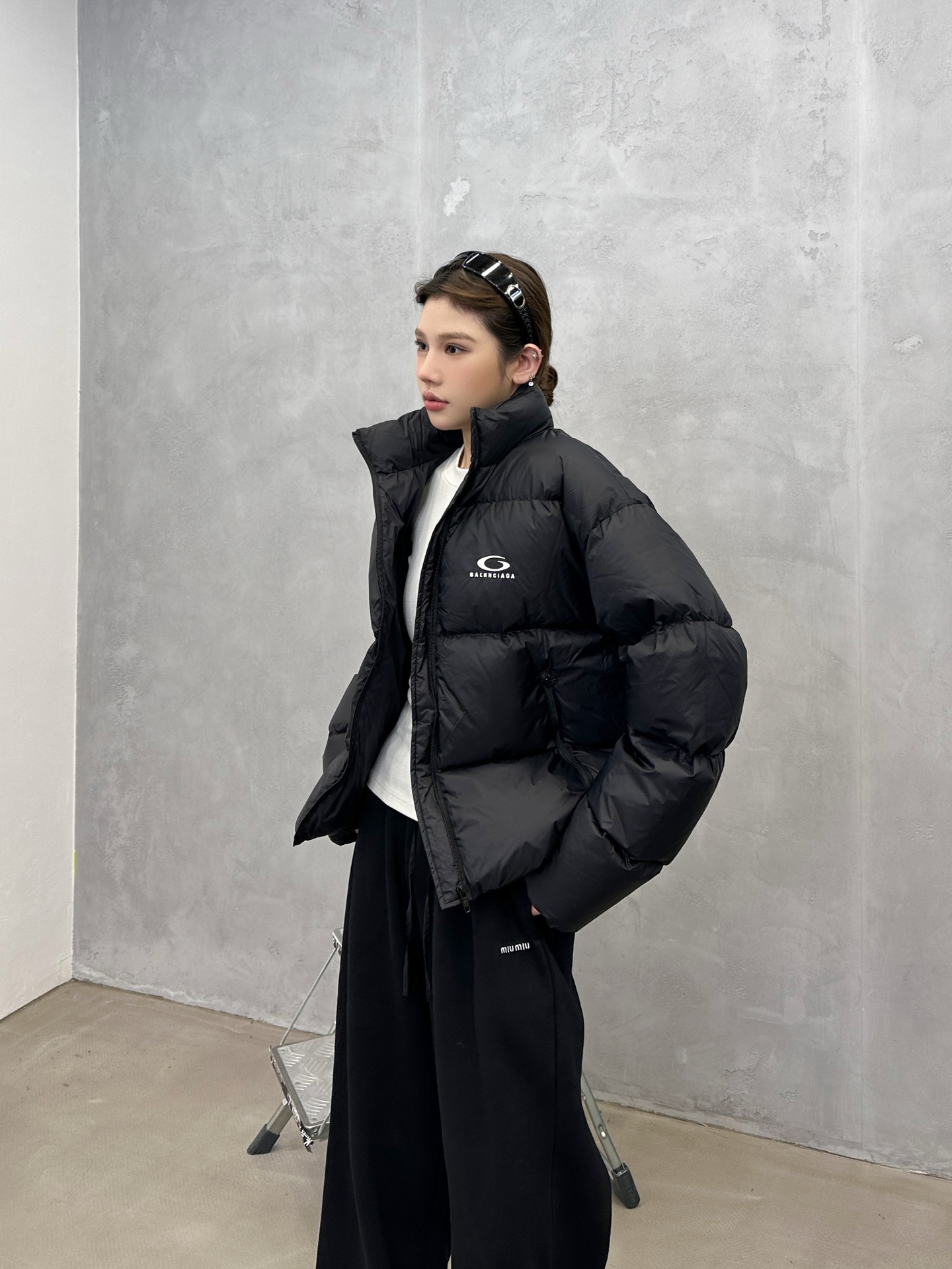 🌾巴黎 ｜ 新款羽绒服，经典刺绣标，90白鹅绒填充经典版型，男女同款，尺码sml