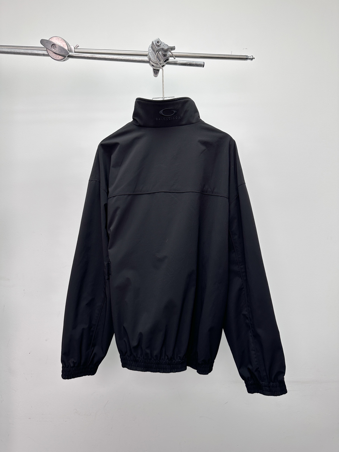 🌾巴黎 ｜ 新款风衣外套，成衣洗水加经典刺绣标，时尚腰带双层款式，休闲时尚，尺码sml