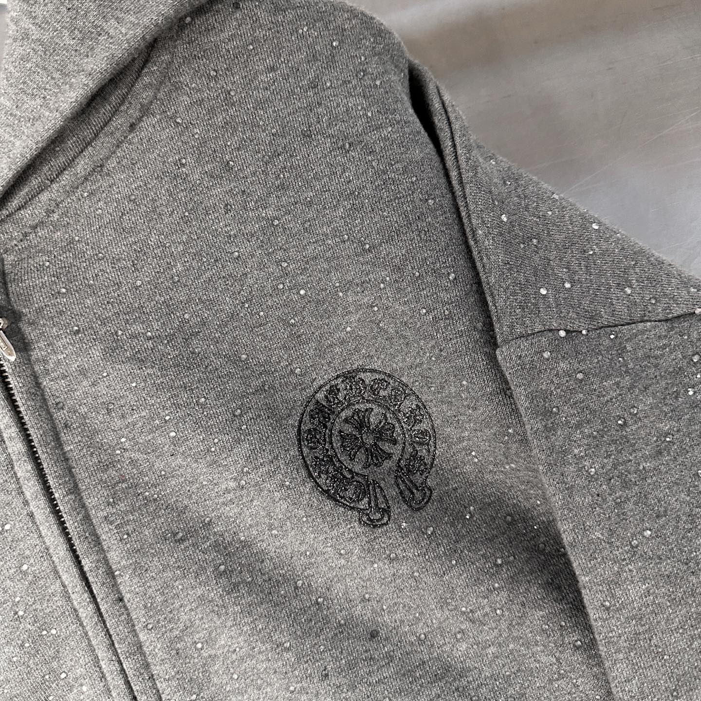 🌾克罗心 ｜ 新款羽绒服，经典印花标，定织品牌提花面料，90%白鹅绒填充，休闲时尚，尺码sml