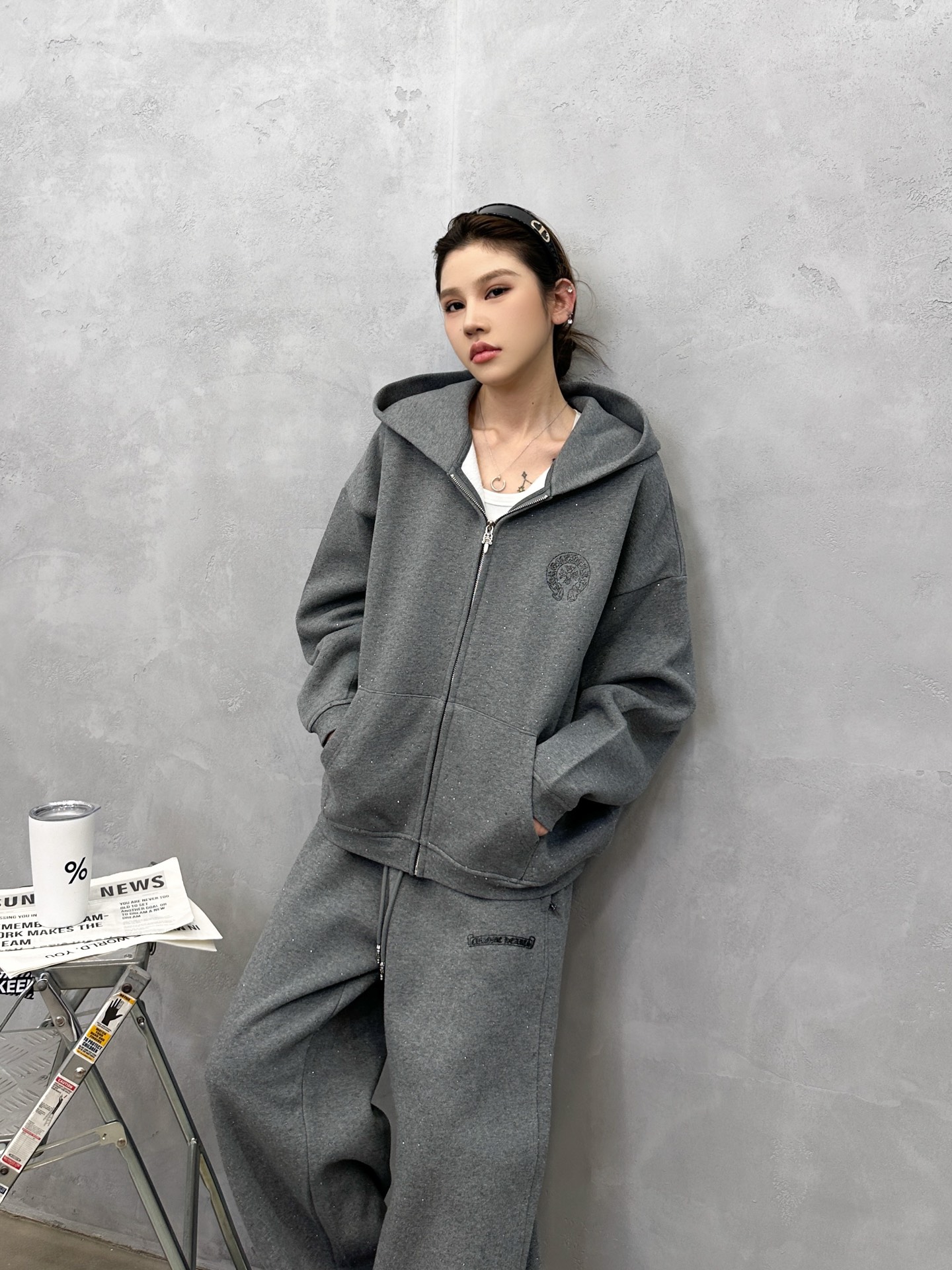 🌾克罗心 ｜ 新款卫衣开衫，经典硅胶闪粉印花标，成衣全身烫钻工艺，休闲时尚，尺码sml