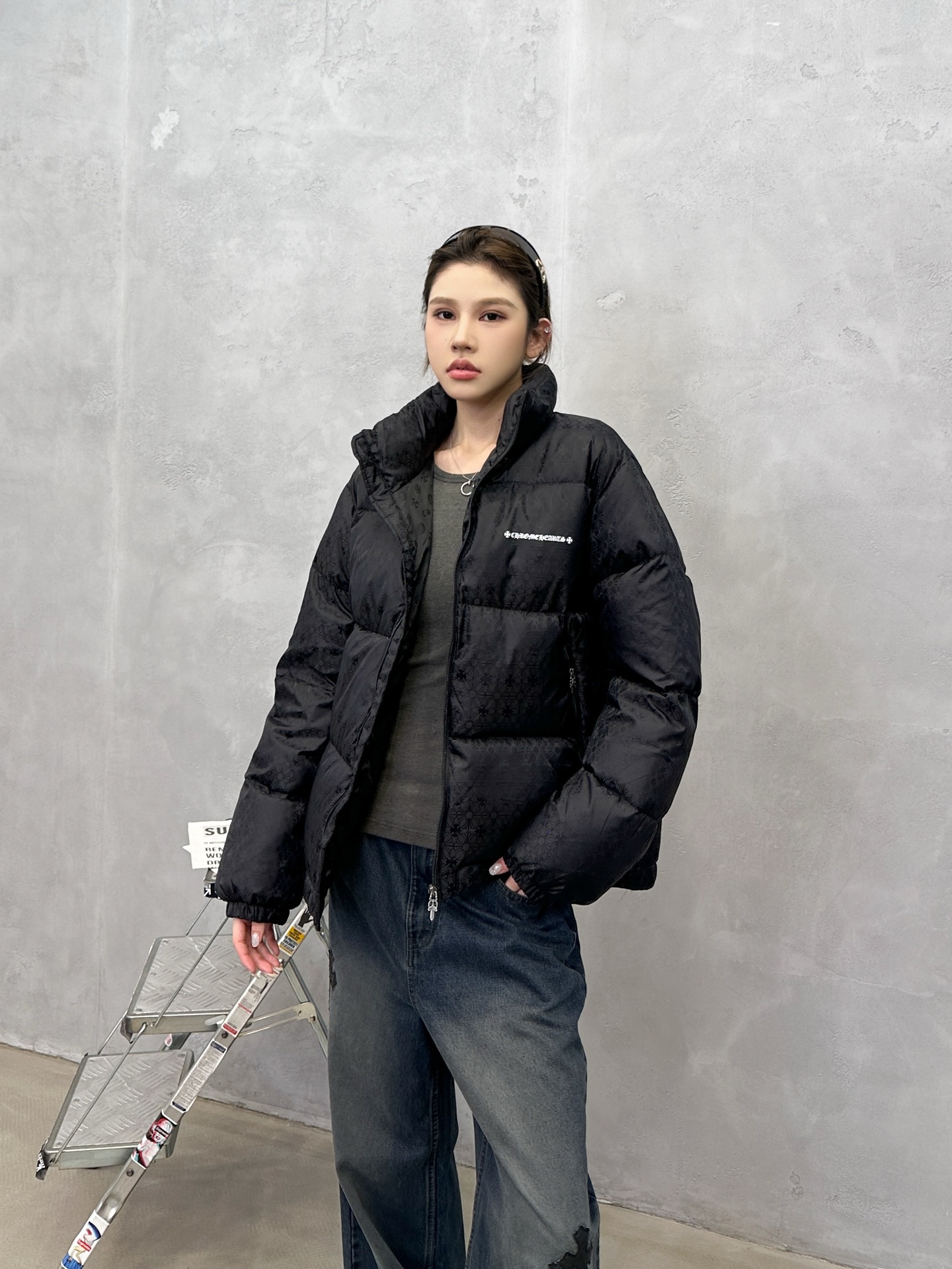 🌾克罗心 ｜ 新款羽绒服，经典印花标，定织品牌提花面料，90%白鹅绒填充，休闲时尚，尺码sml