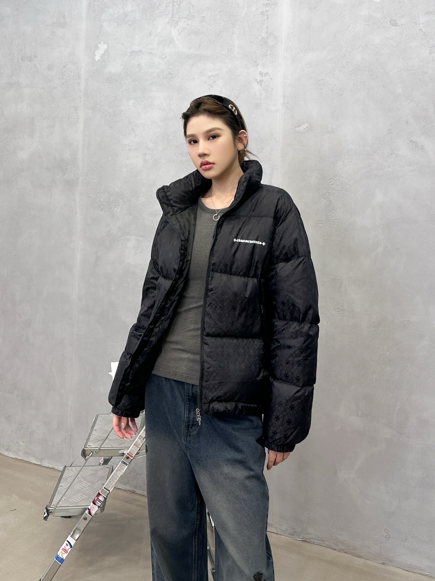 🌾克罗心 ｜ 新款羽绒服，经典印花标，定织品牌提花面料，90%白鹅绒填充，休闲时尚，尺码sml