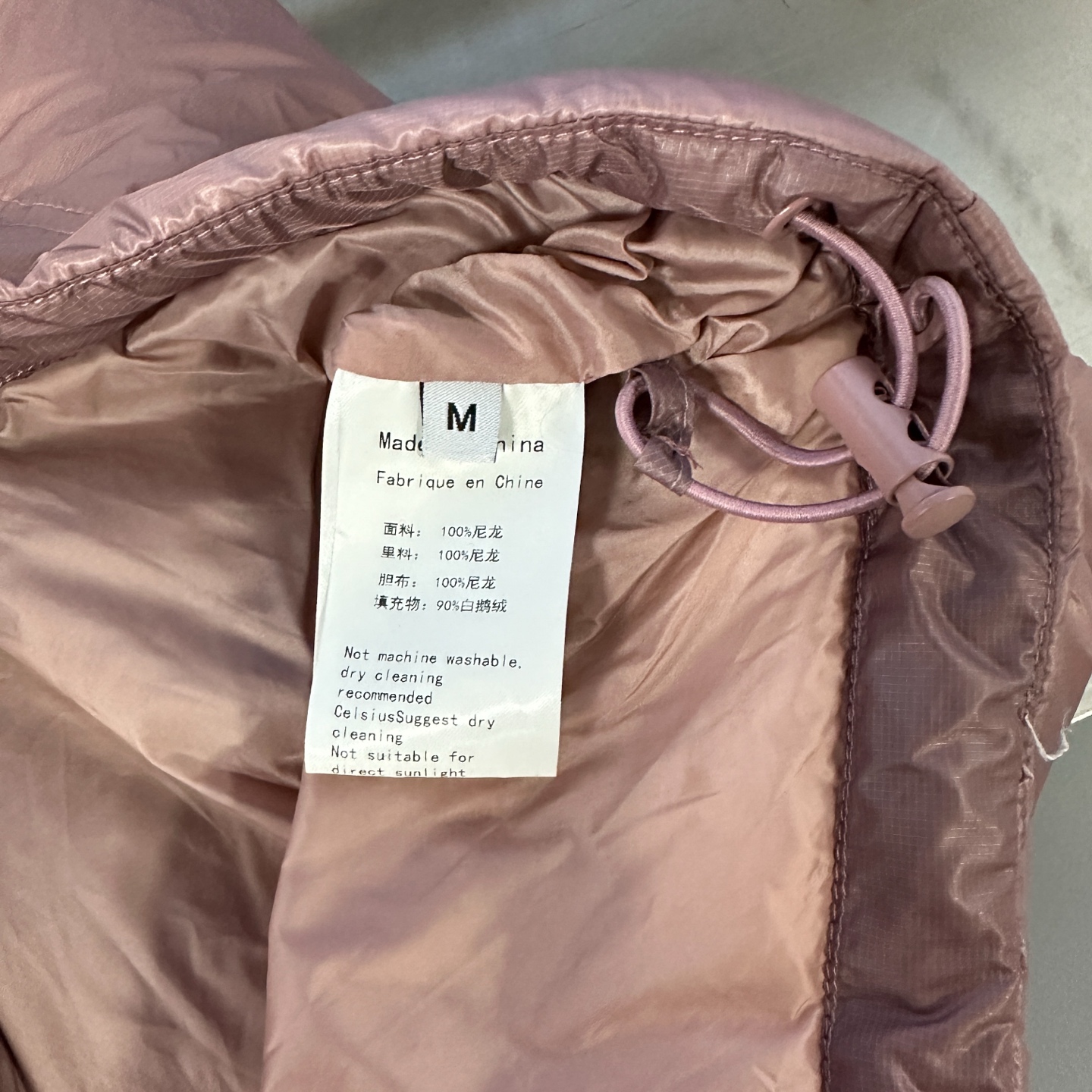 🌾鸟 ｜ 新款羽绒服，经典印花进口防脱印花材料，结构超薄面料高克重90白鹅绒，男女同款，尺码sml