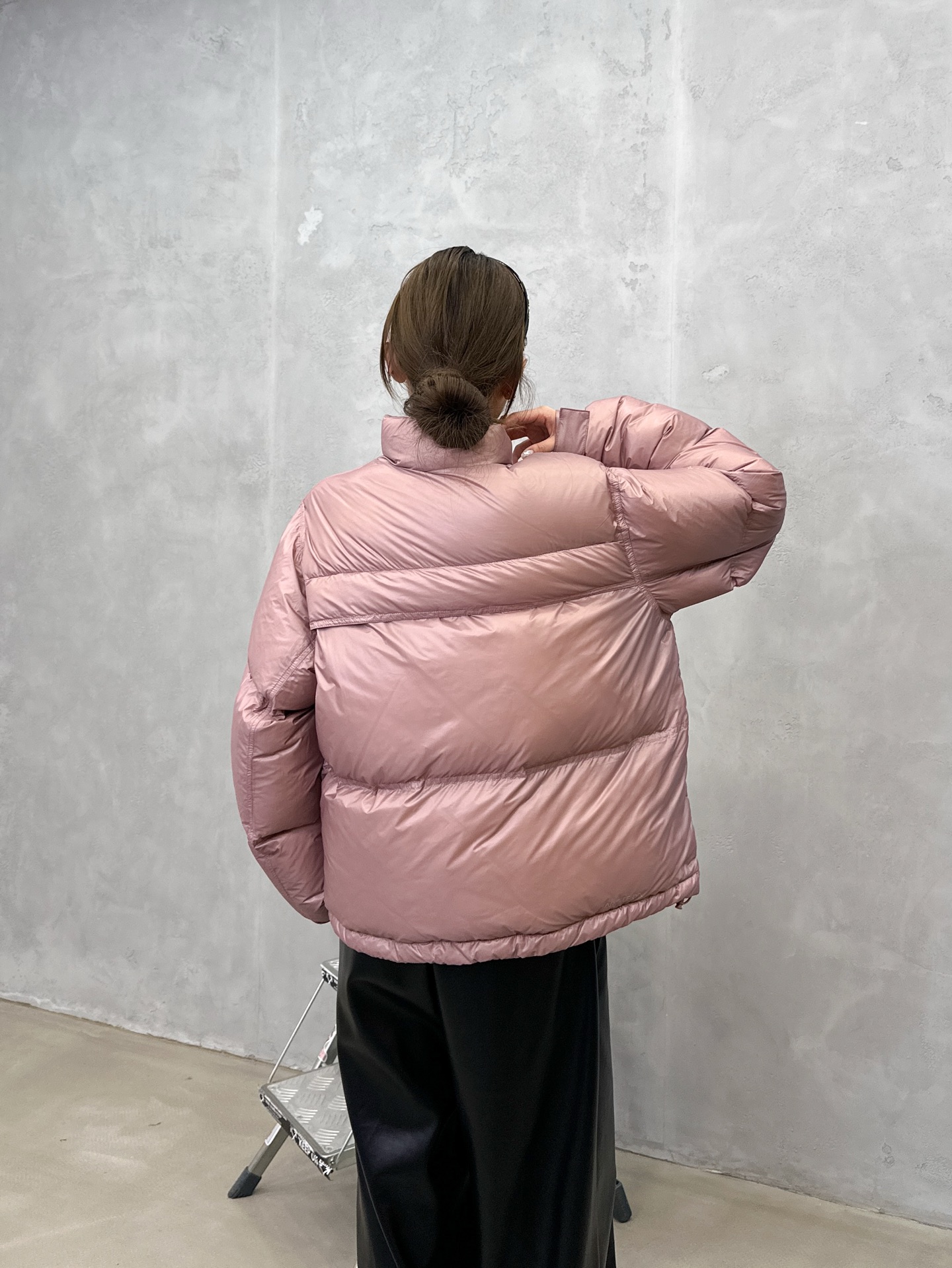 🌾鸟 ｜ 新款羽绒服，经典印花进口防脱印花材料，结构超薄面料高克重90白鹅绒，男女同款，尺码sml