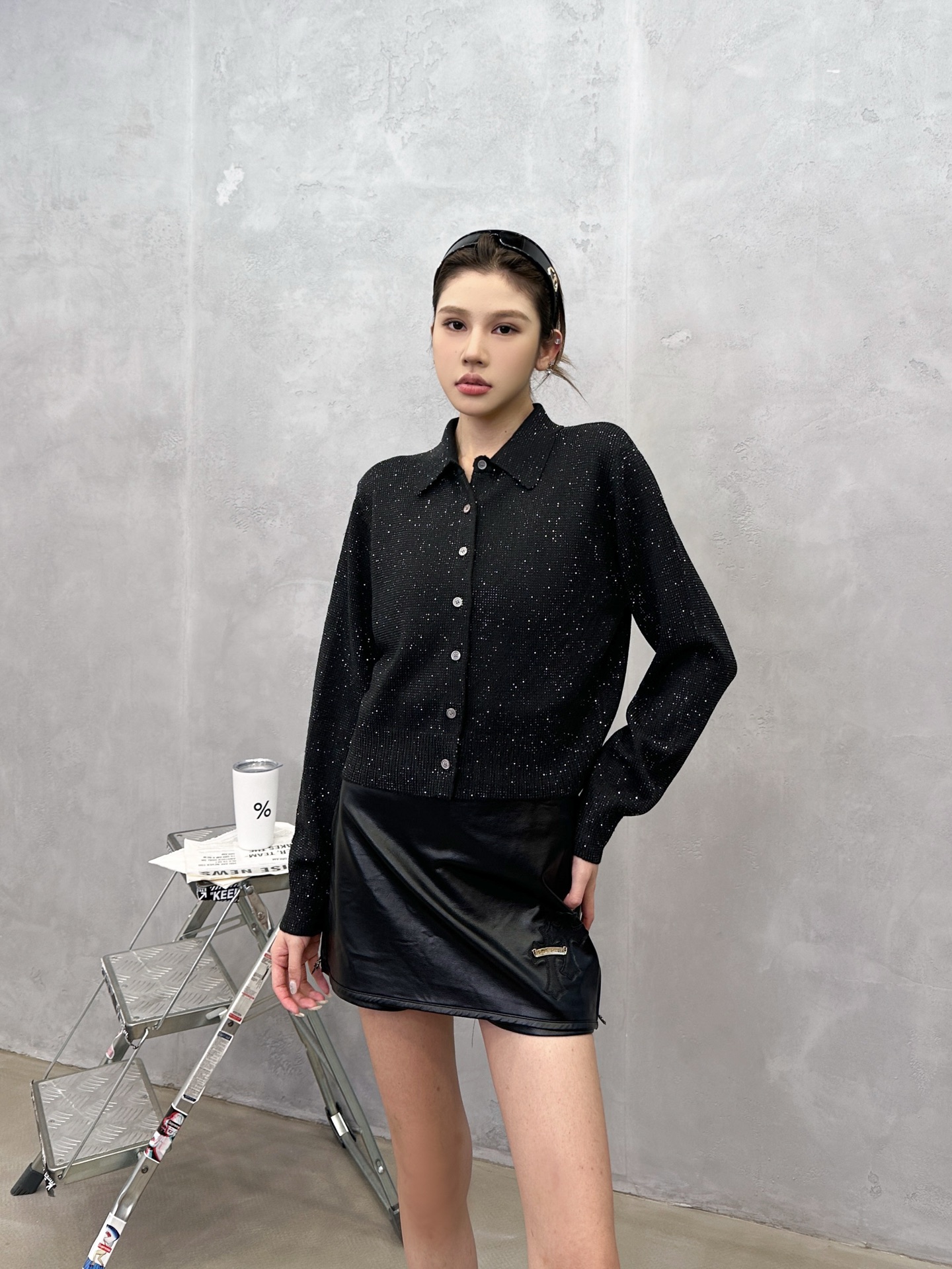 🌾大王 ｜ 新款羊毛开衫，成衣全身烫钻工艺，羊毛混纺经典开衫款式，休闲时尚，尺码sml