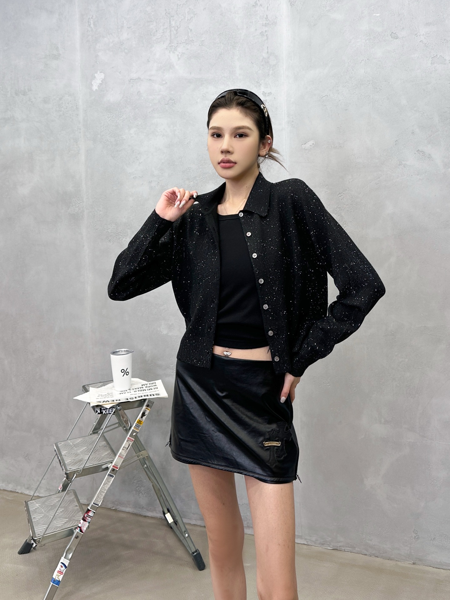 🌾大王 ｜ 新款羊毛开衫，成衣全身烫钻工艺，羊毛混纺经典开衫款式，休闲时尚，尺码sml