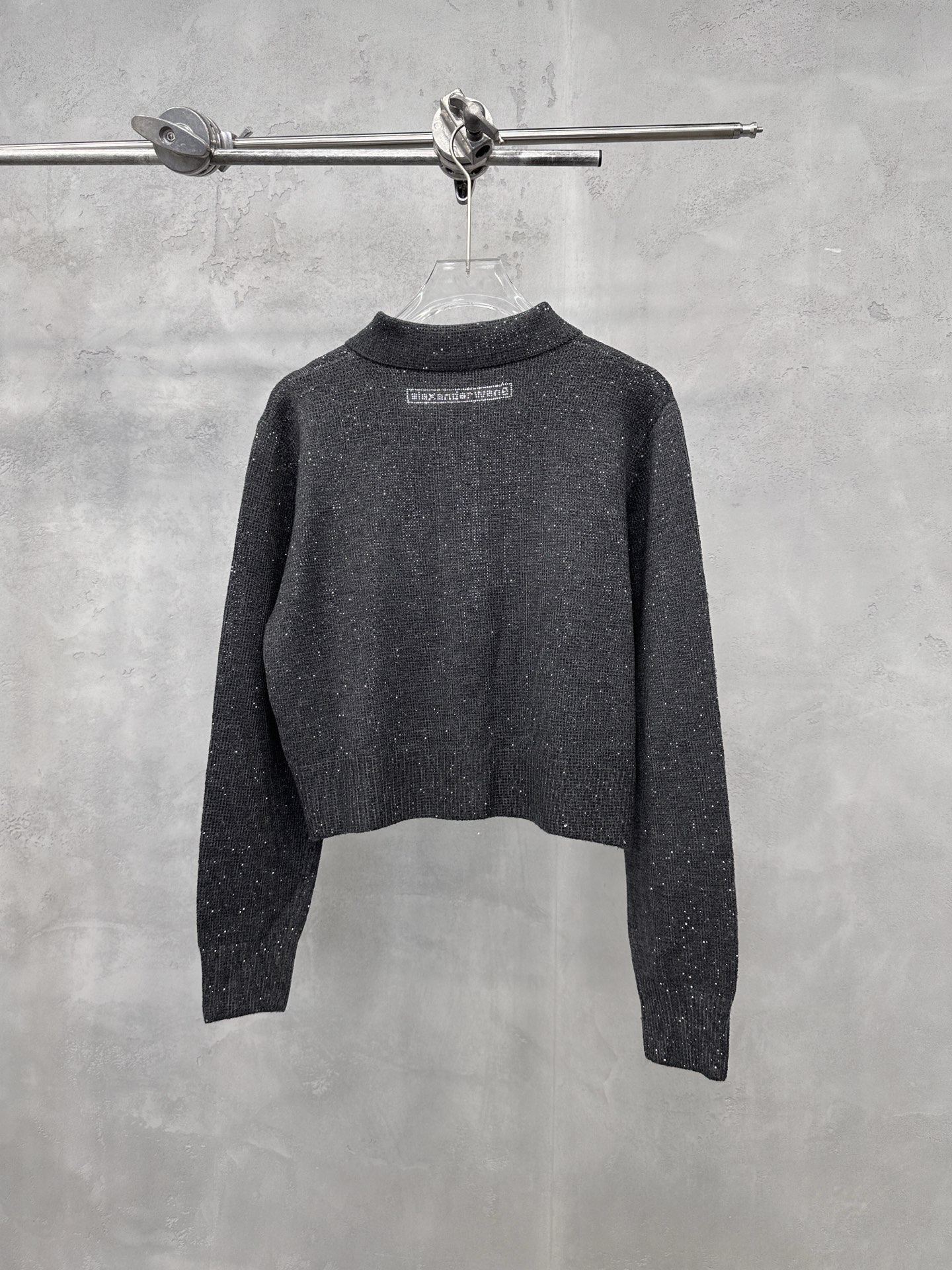 🌾大王 ｜ 新款羊毛开衫，成衣全身烫钻工艺，羊毛混纺经典开衫款式，休闲时尚，尺码sml