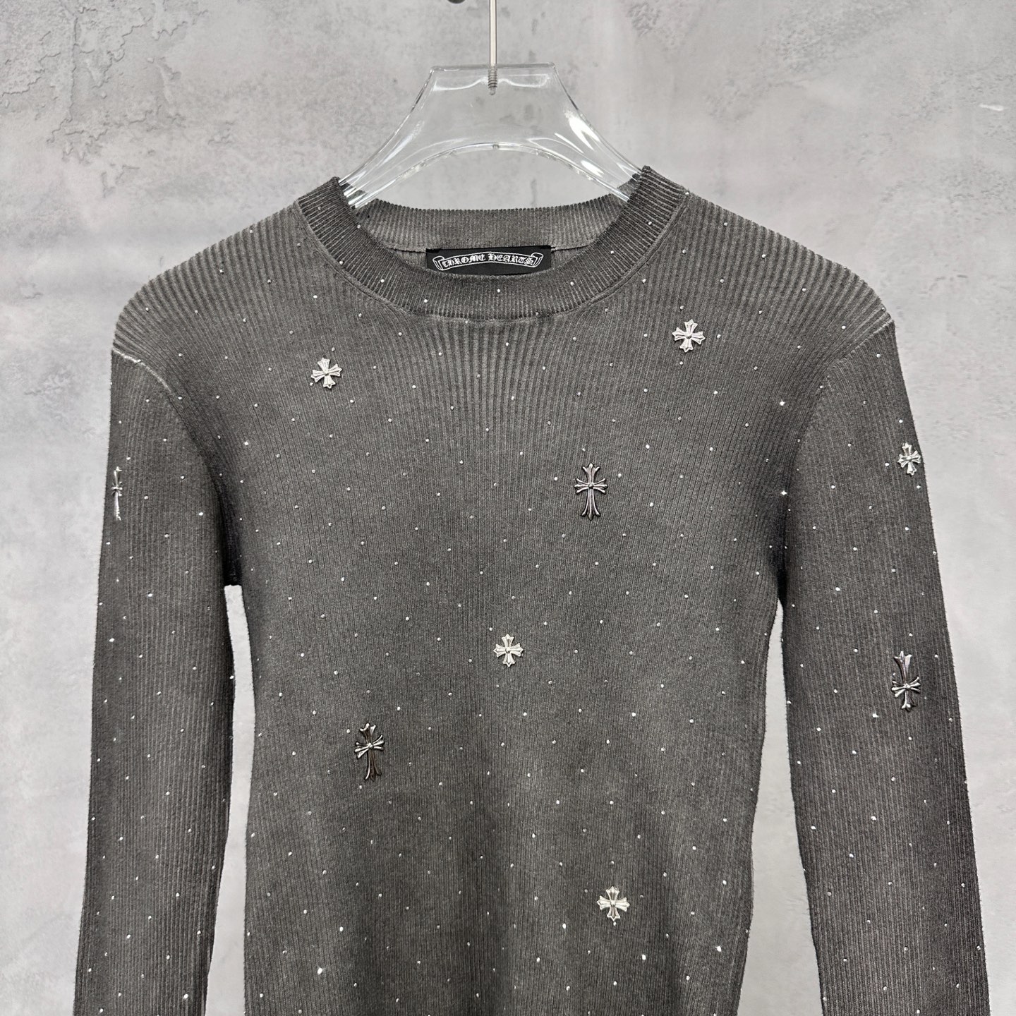 🌾克罗心 ｜ 新款打底毛衣，成衣洗水炒色加全身烫钻重工工艺，休闲时尚，尺码sml