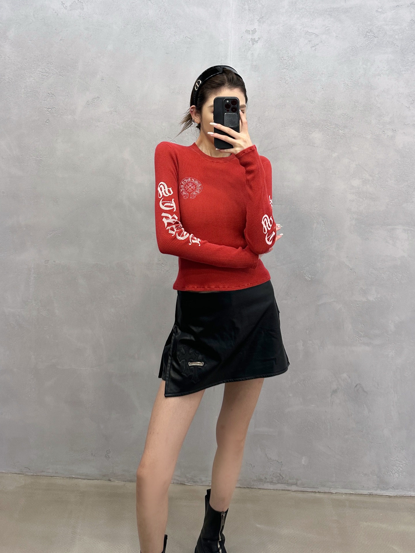 🌾克罗心 ｜ 新款毛织打底上衣，成衣洗水炒色加多处印花工艺，经典毛织长袖打底款式，尺码sml