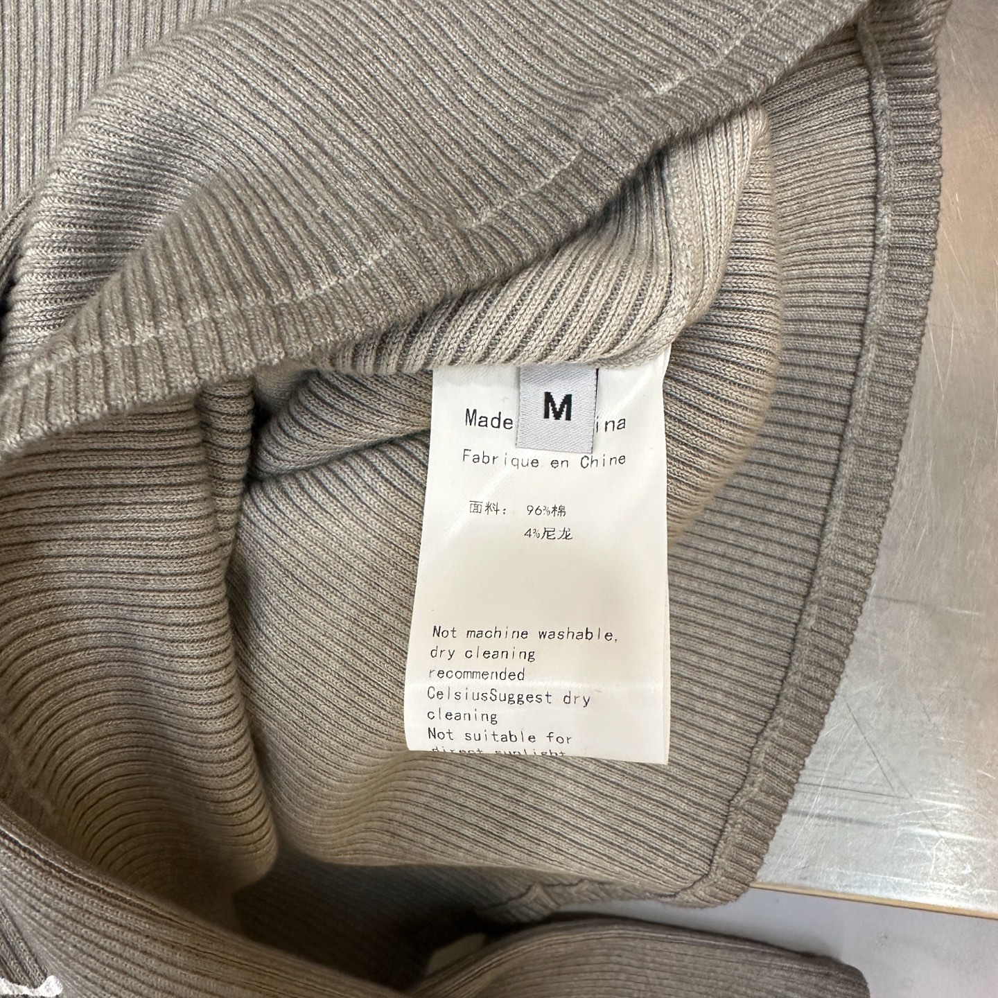 🌾克罗心 ｜ 新款毛织打底上衣，成衣洗水炒色加多处印花工艺，经典毛织长袖打底款式，尺码sml