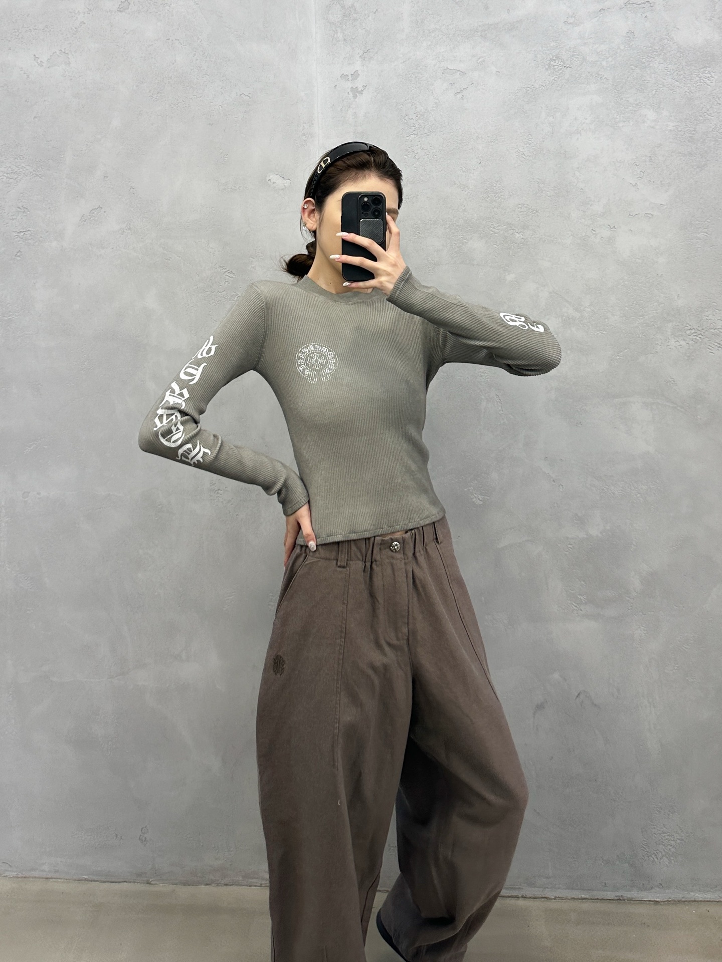 🌾克罗心 ｜ 新款毛织打底上衣，成衣洗水炒色加多处印花工艺，经典毛织长袖打底款式，尺码sml