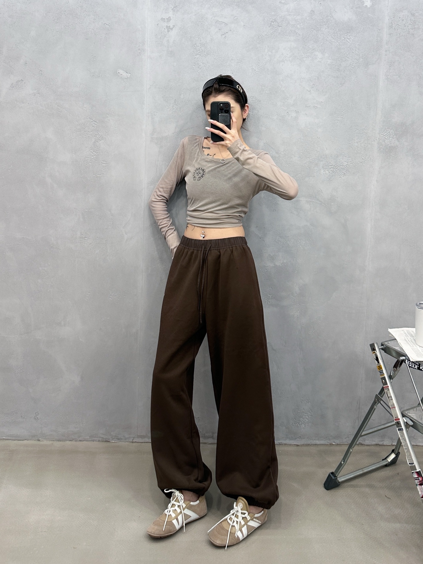 🌾miu ｜ 新款休闲裤，经典刺绣标成衣洗水工艺，高密保暖抓绒面料，男女同款，尺码sml