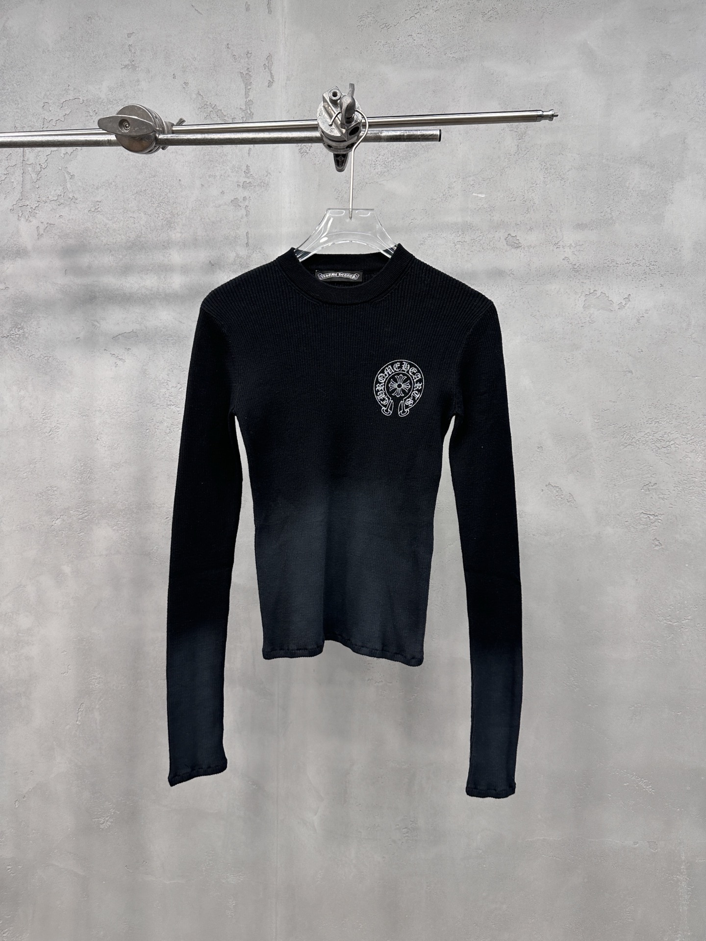 🌾克罗心 ｜ 新款毛织打底，成衣洗水炒色喷色加多处印花工艺，休闲时尚，尺码sml