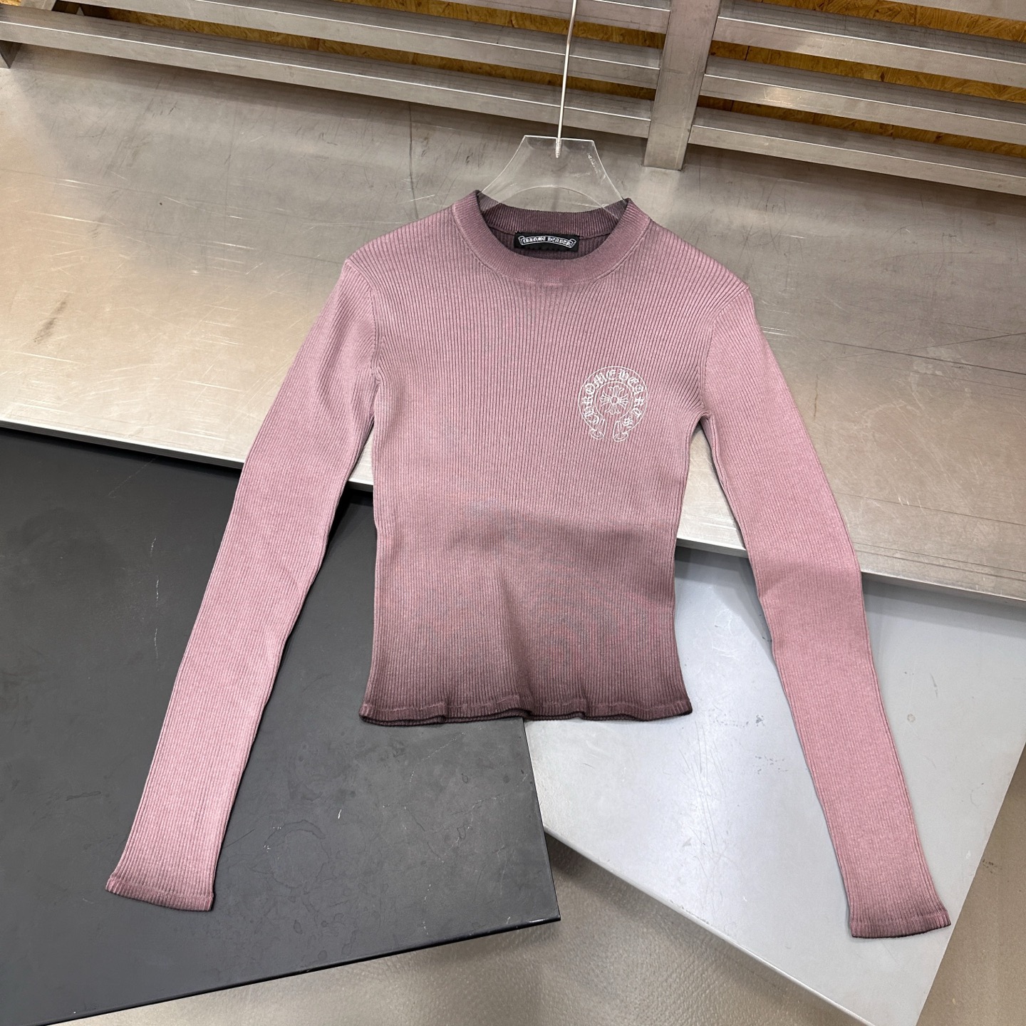 🌾克罗心 ｜ 新款毛织打底，成衣洗水炒色喷色加多处印花工艺，休闲时尚，尺码sml