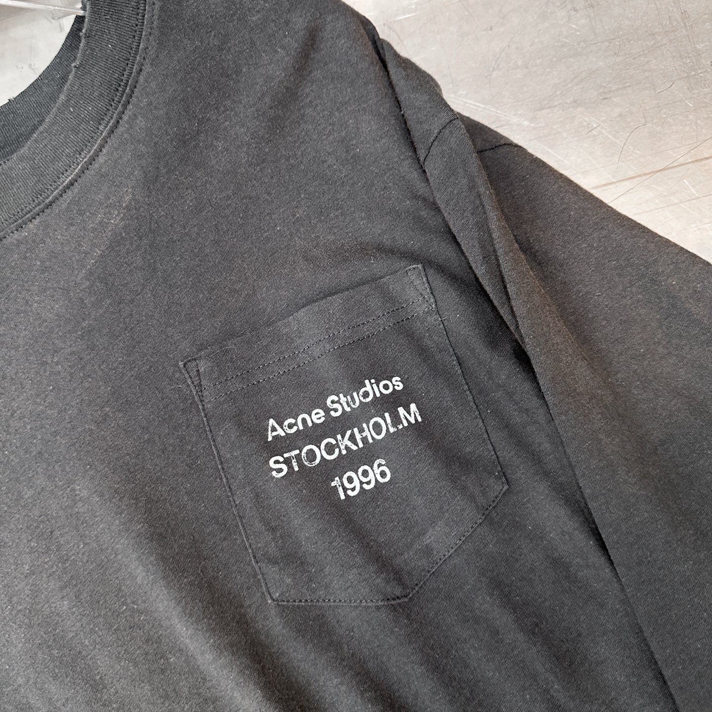 🌾Acne ｜ 新款长袖t，成衣洗水喷色吊磨工艺加印花，日本进口亚麻棉面料，男女同款，尺码sml