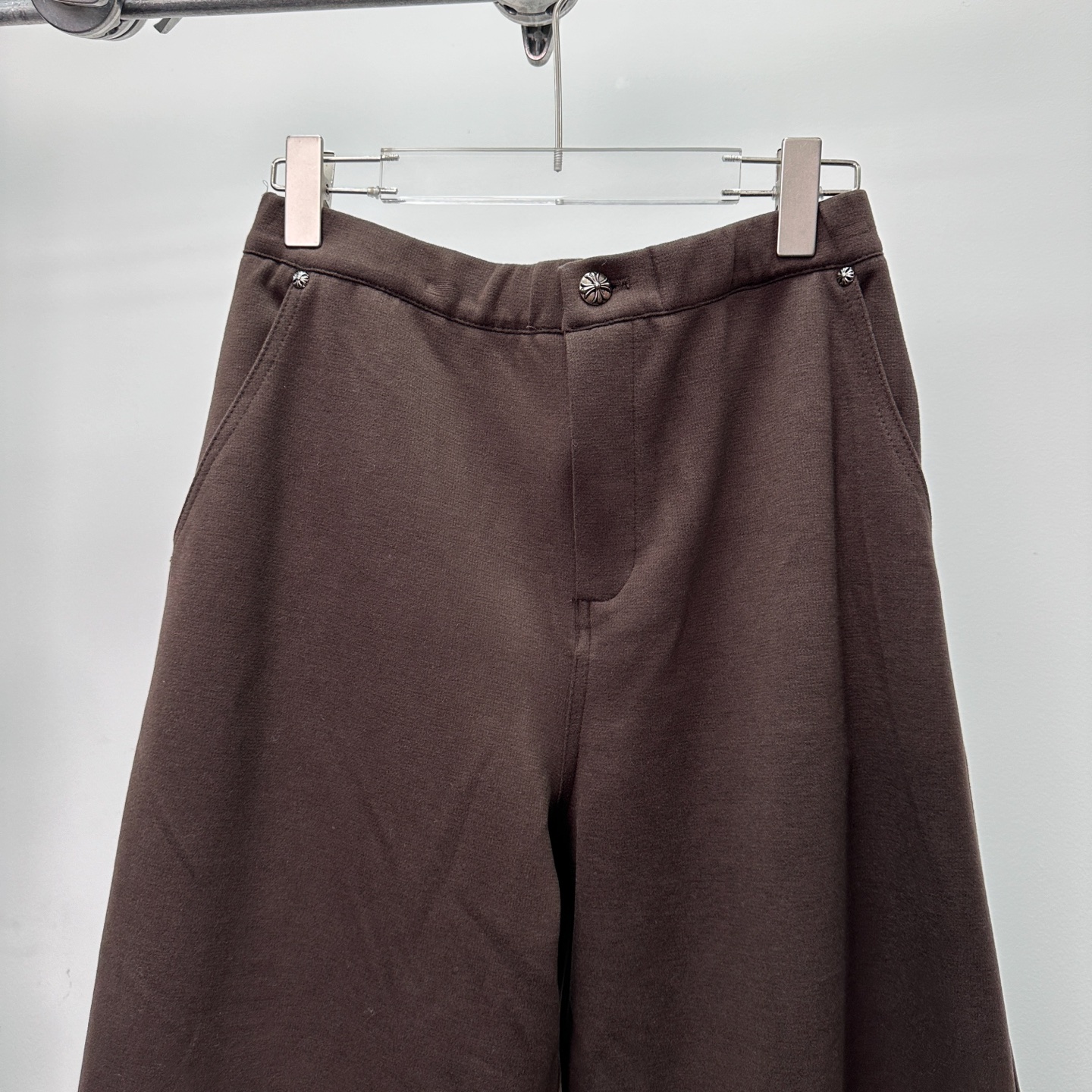 🌾克罗心 ｜ 新款休闲裤，经典时尚版型，进口天丝羊毛混纺面料，男女同款，尺码sml