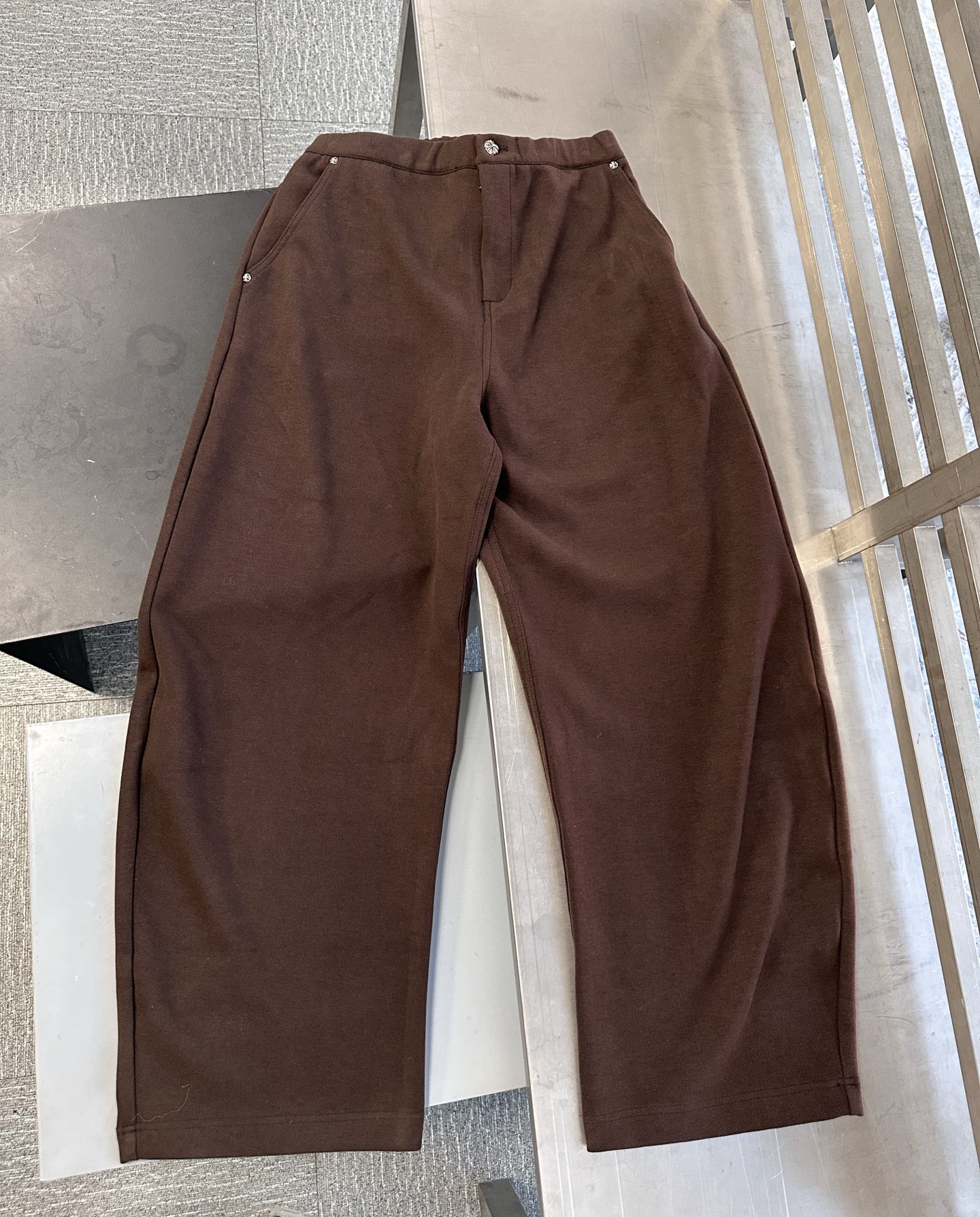 🌾克罗心 ｜ 新款休闲裤，经典时尚版型，进口天丝羊毛混纺面料，男女同款，尺码sml